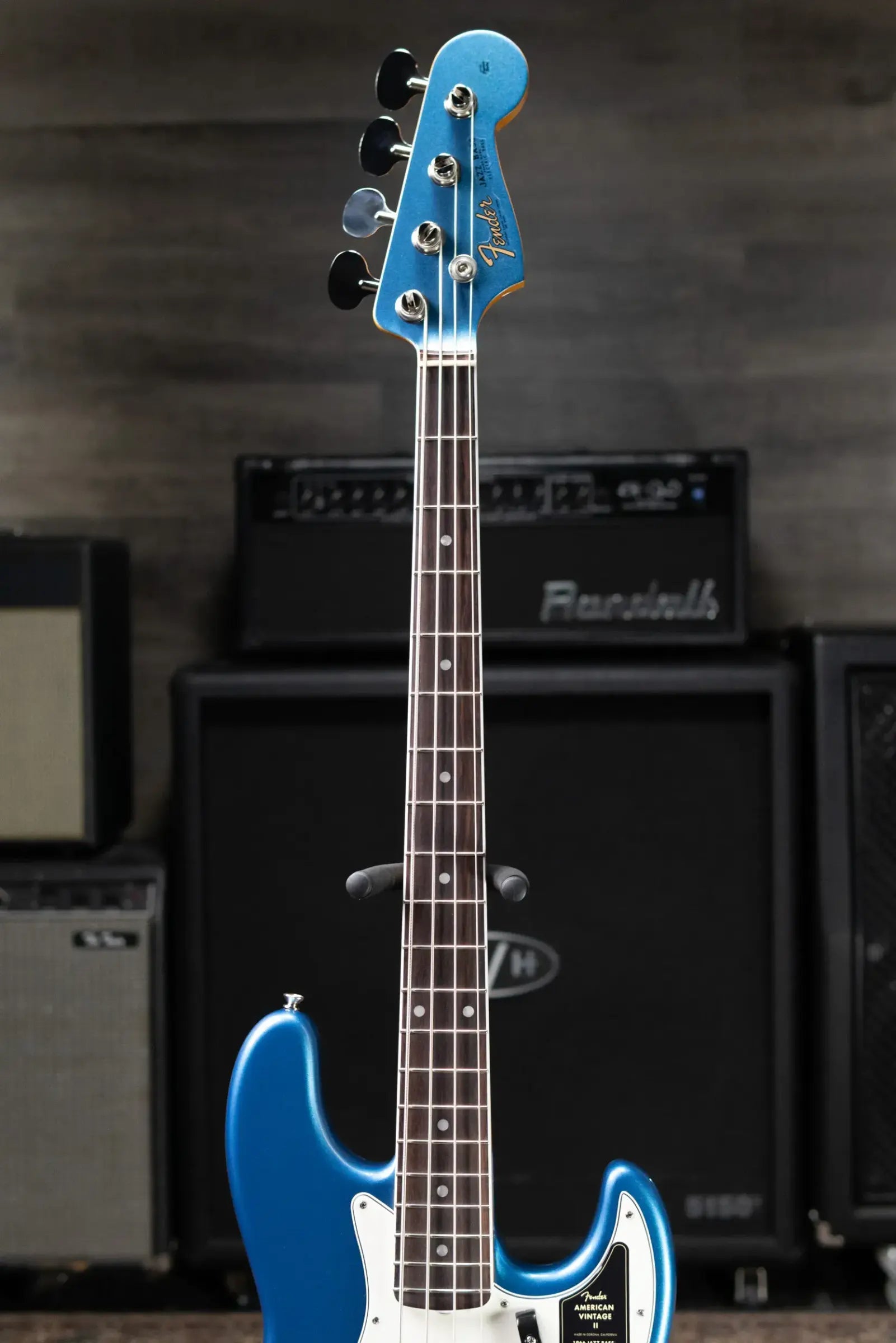 Fender American Vintage II 1966 Jazz Bass - Lake Placid Blue with Hardshell Case