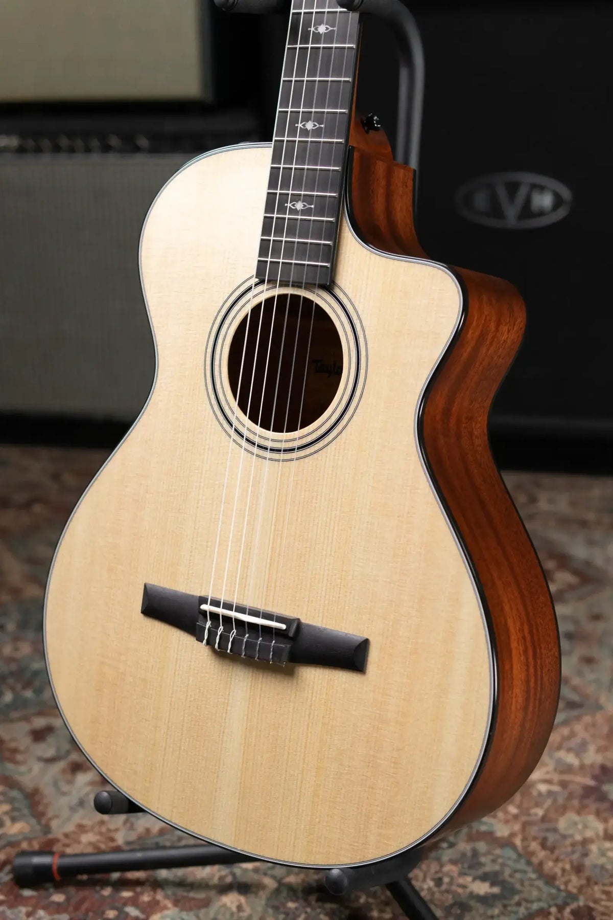 Taylor 312ce-N Nylon Grand Concert Acoustic/Electric Guitar - Natural with Hardshell Case
