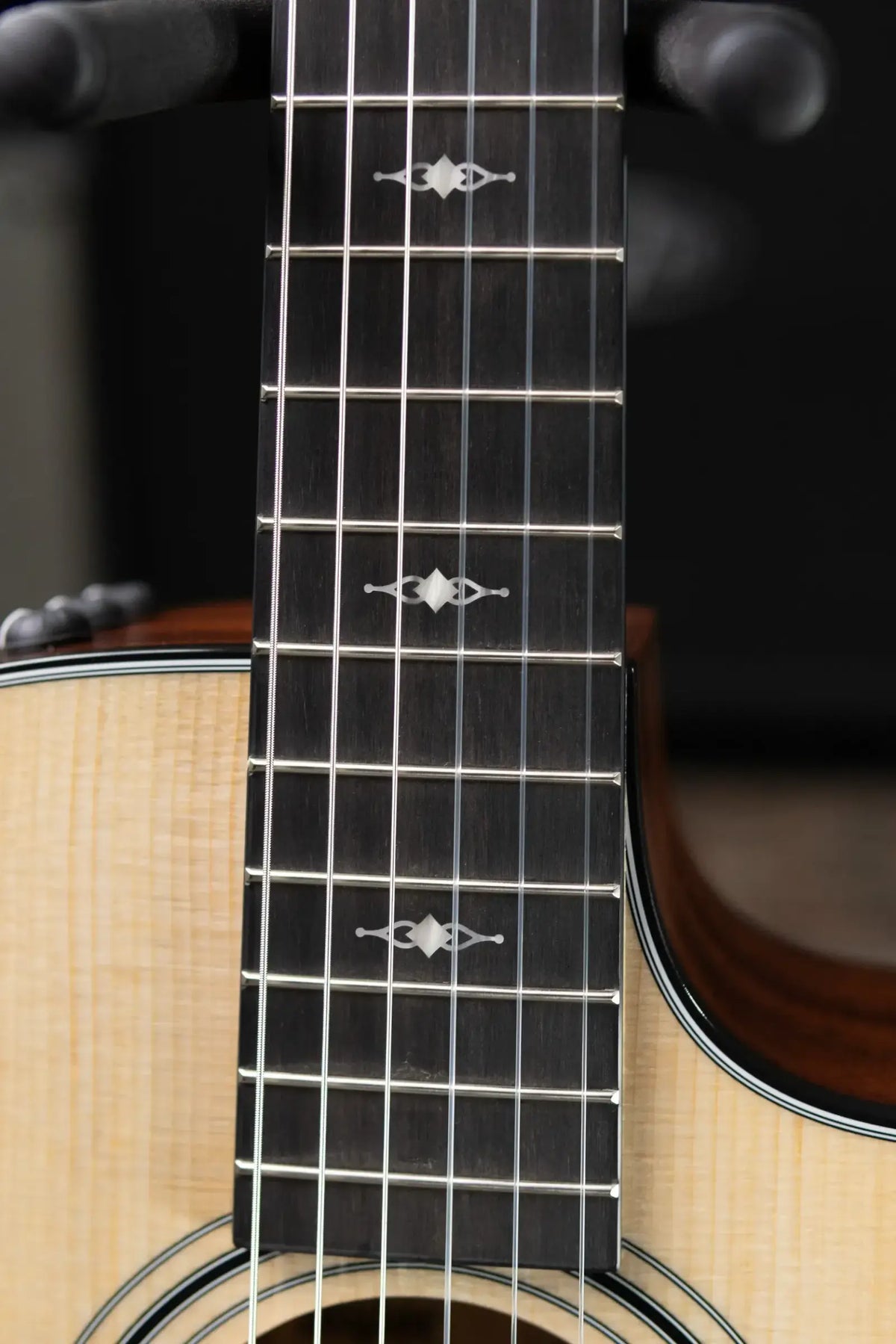 Taylor 312ce-N Nylon Grand Concert Acoustic/Electric Guitar - Natural with Hardshell Case