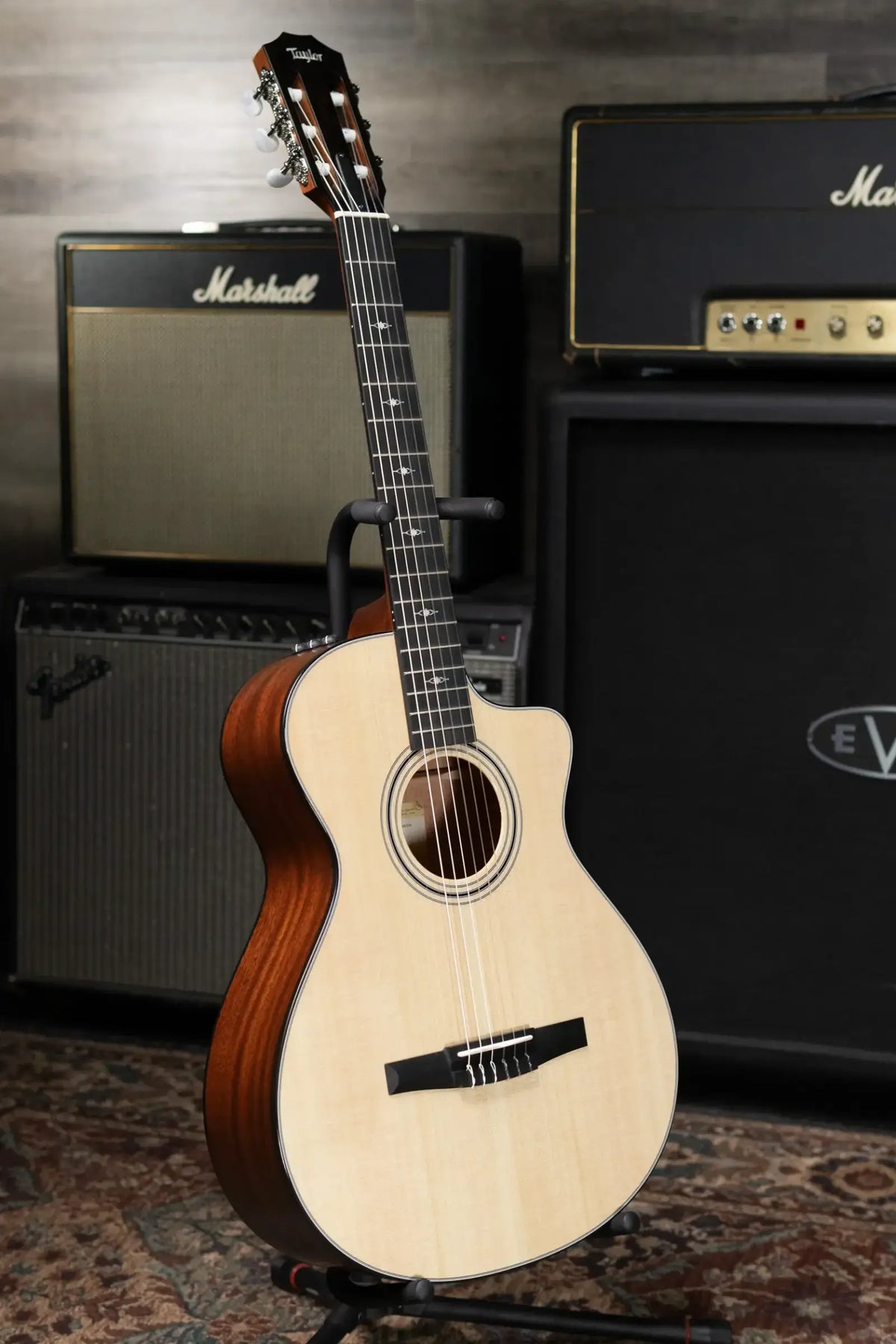 Taylor 312ce-N Nylon Grand Concert Acoustic/Electric Guitar - Natural with Hardshell Case