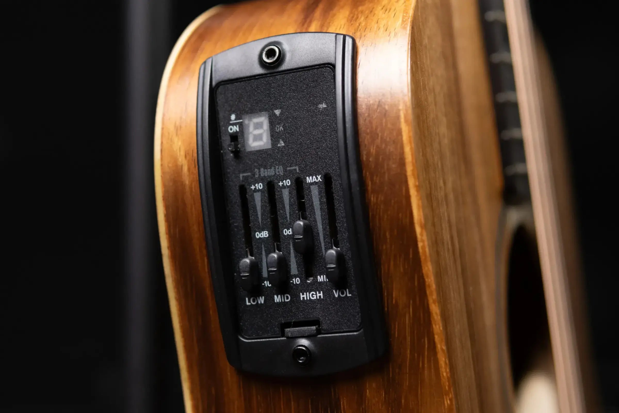 Taylor BTe-Koa Baby Taylor Acoustic/Electric Guitar with Gig Bag