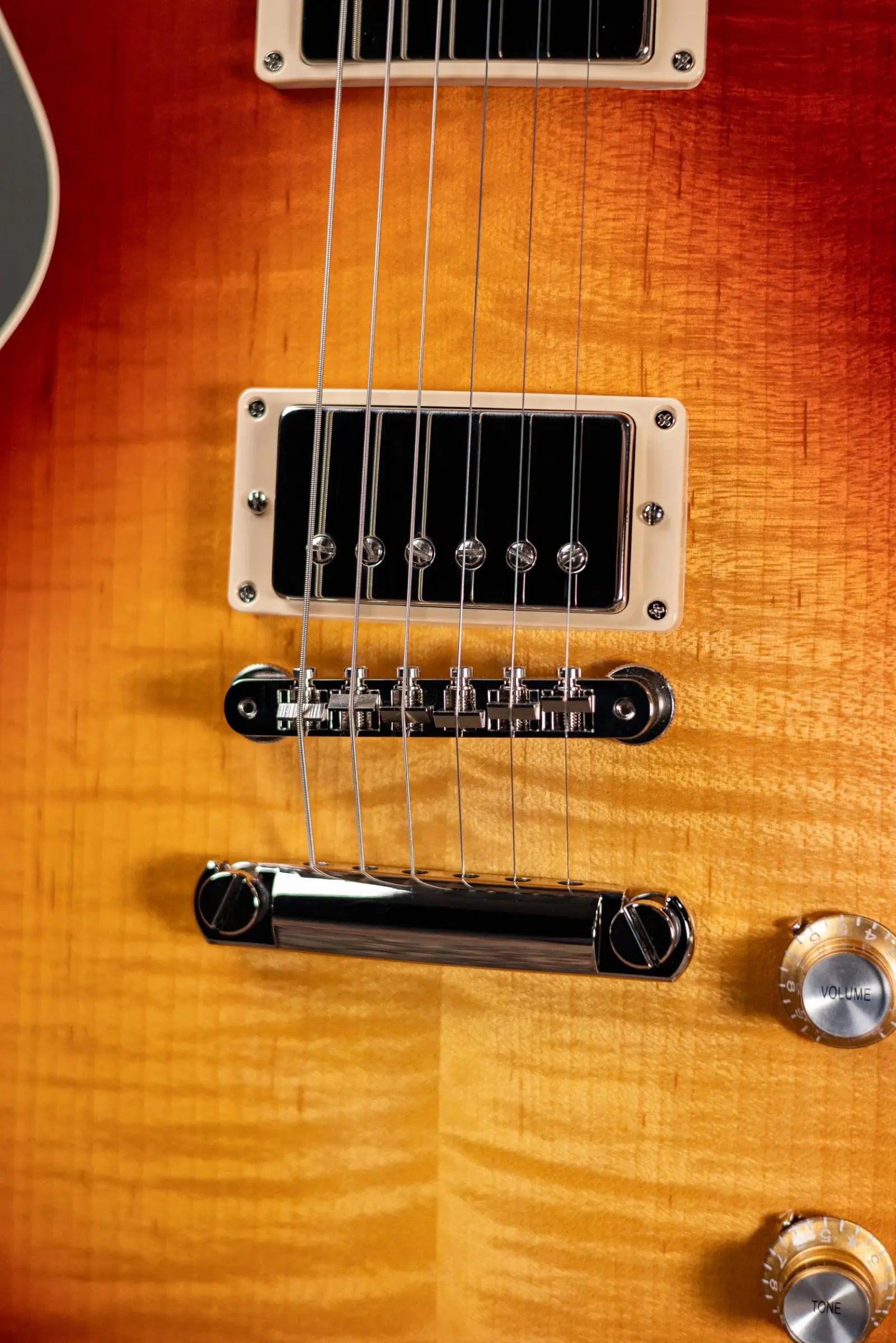 Gibson Les Paul Standard 60s Faded Electric Guitar - Vintage Bourbon Burst with Hardshell Case