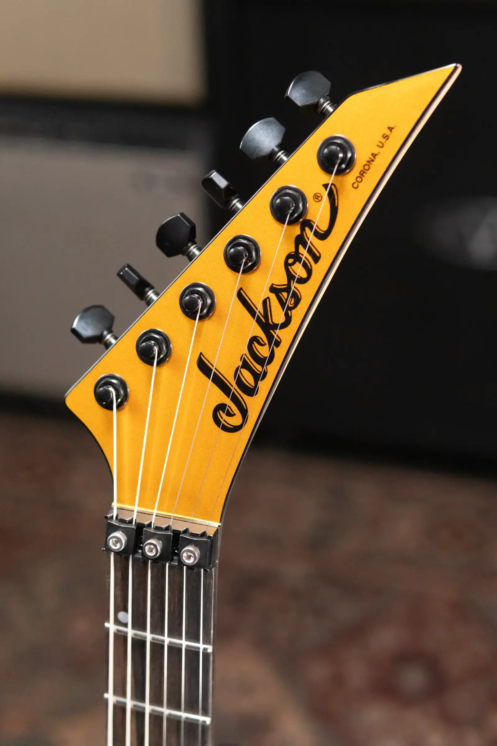 Jackson American Series Limited Edition Virtuoso Electric Guitar - Gold Rush with Soft Case