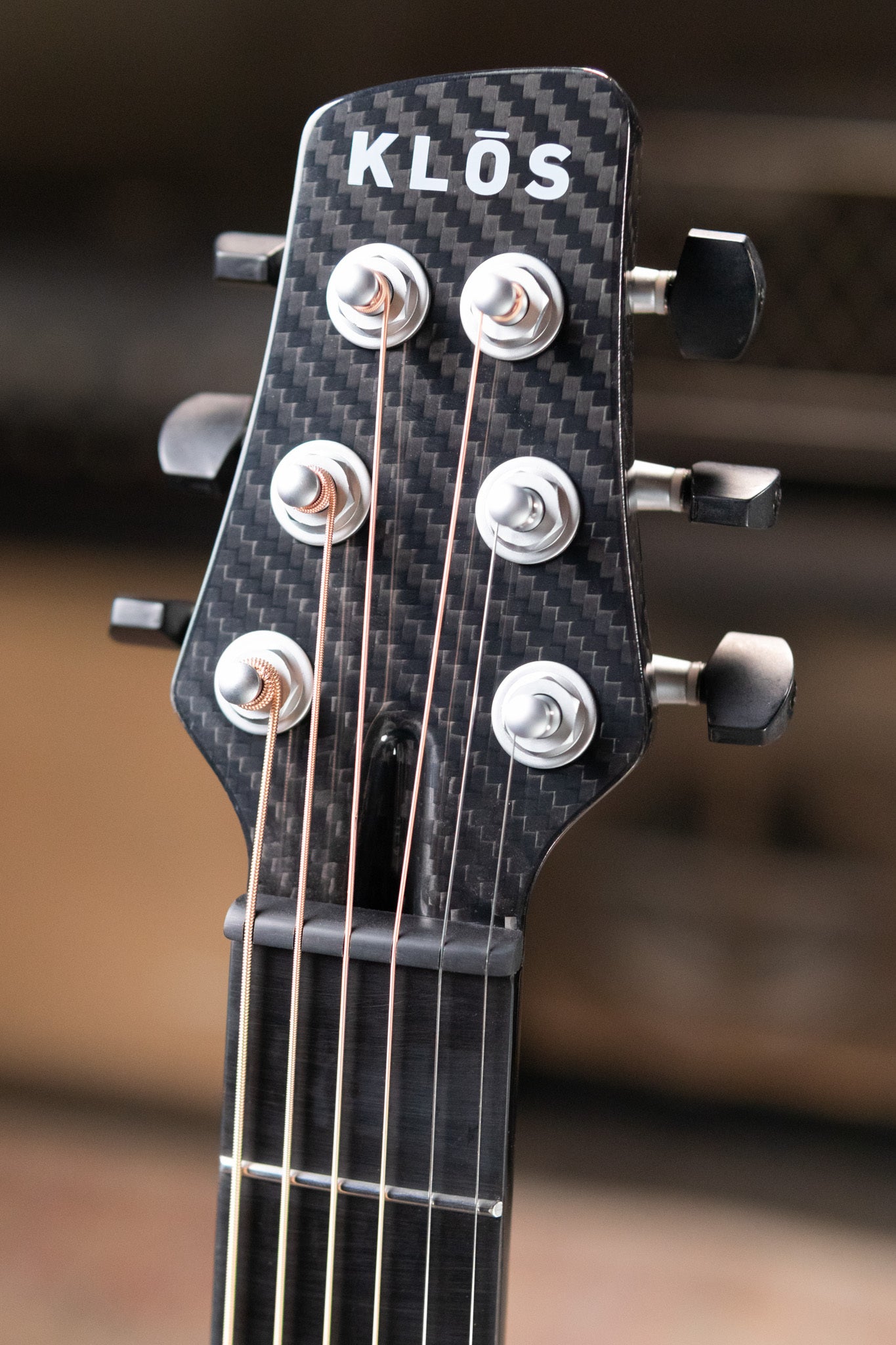 KLOS Full Carbon Deluxe Grand Cutaway Mini Acoustic Guitar with Gig Bag