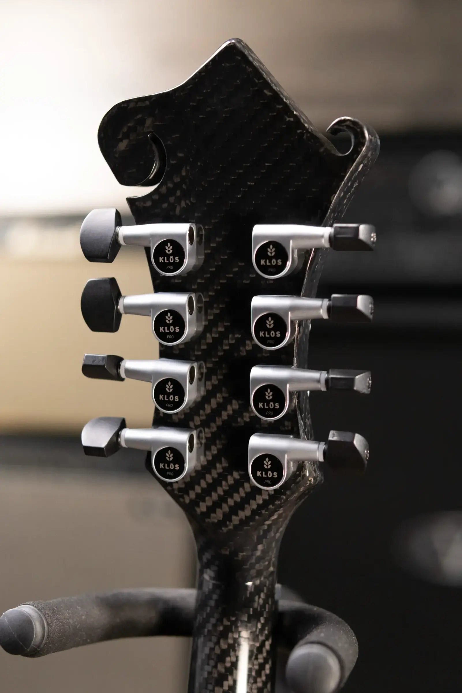 PRE-ORDER KLOS Full Carbon F-Style Mandolin KLOS EQ Acoustic/Electric with Fiberglass Hardshell Case