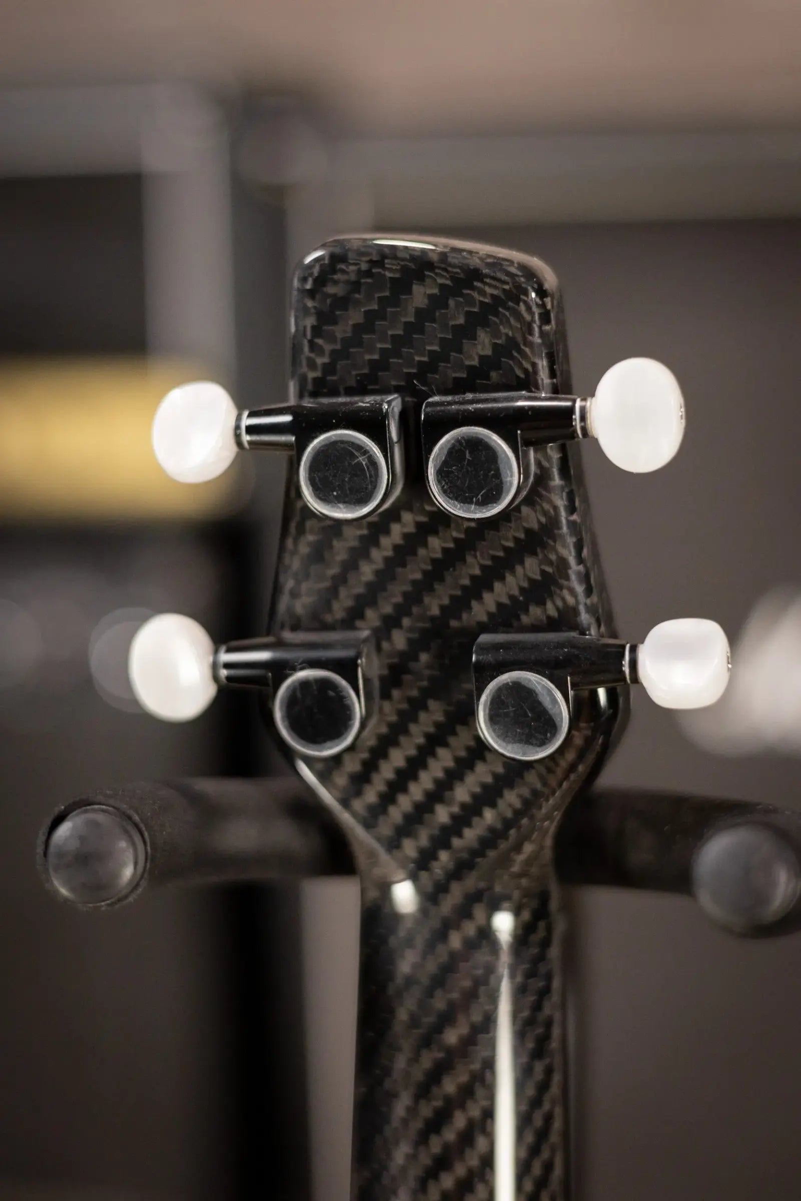 KLOS Full Carbon Left-Hand Tenor Ukulele with Gig Bag