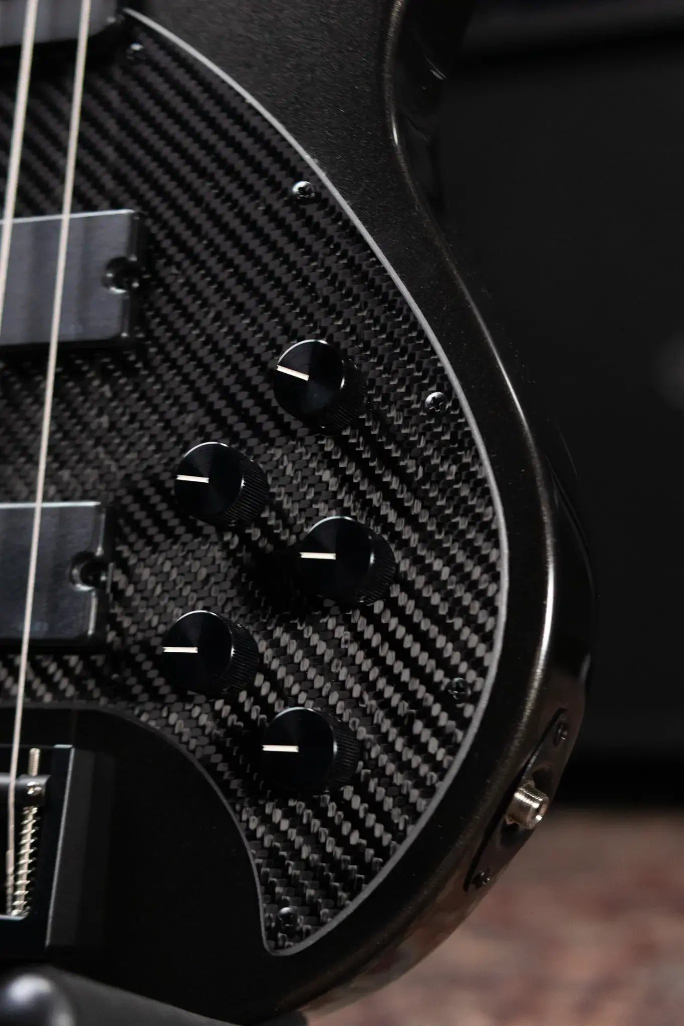 Klos Apollo V Custom Bass - Paulownia Charcoal with Gig Bag