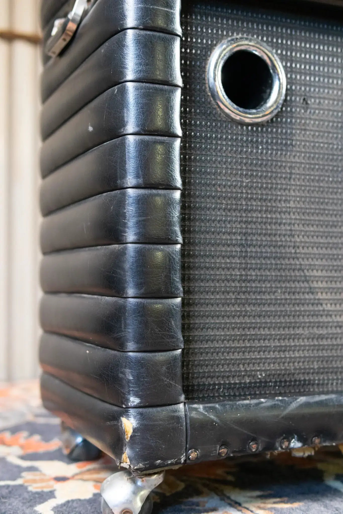 Kustom K150-6 2-Channel Bass Combo Amplifier - Used