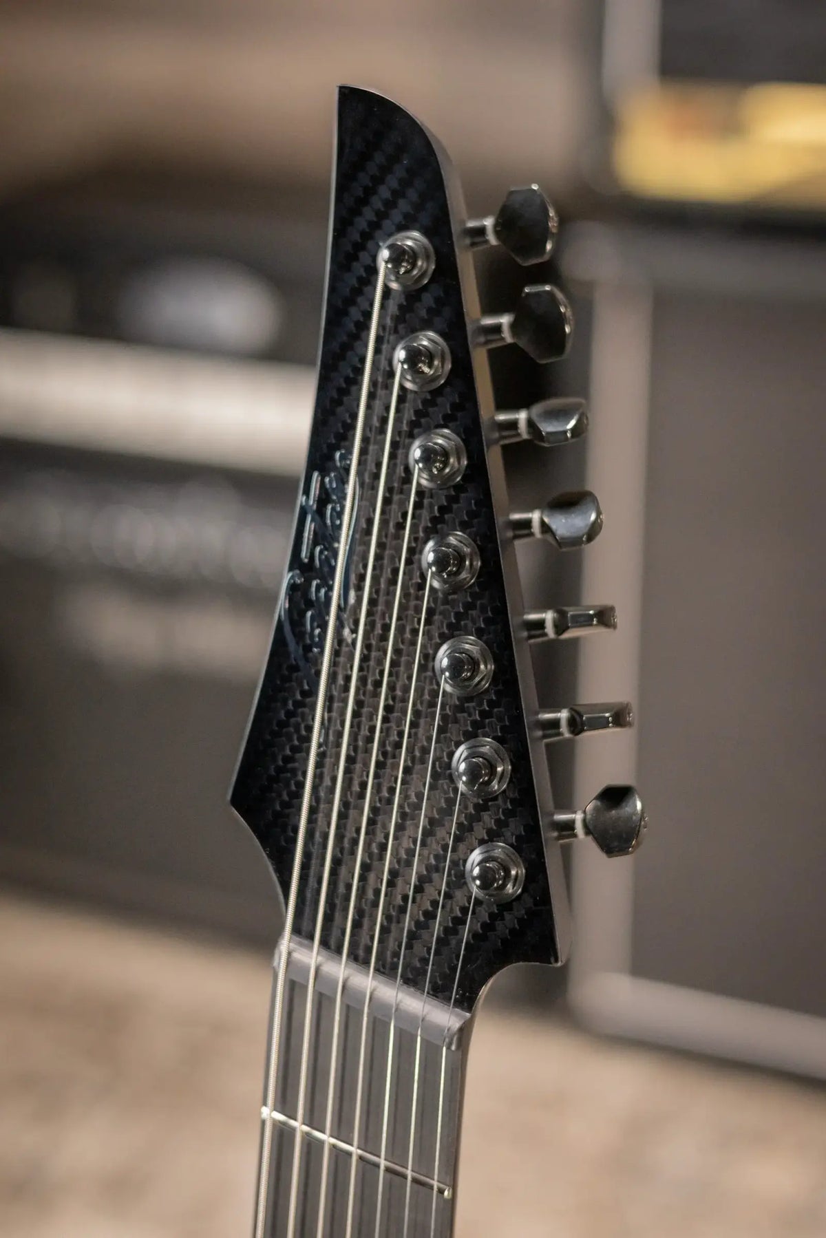 Legator N7F-Carbon Ninja Multi Scale 7-String Electric Guitar - Carbon with Gig Bag