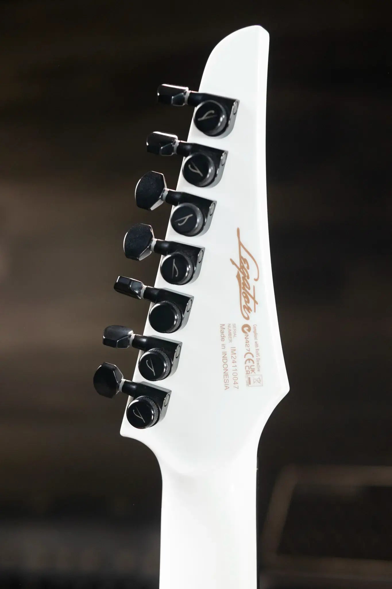 Legator Ninja N7 Slaughter 7-String Electric Guitar - Bonebreaker White with Gig Bag