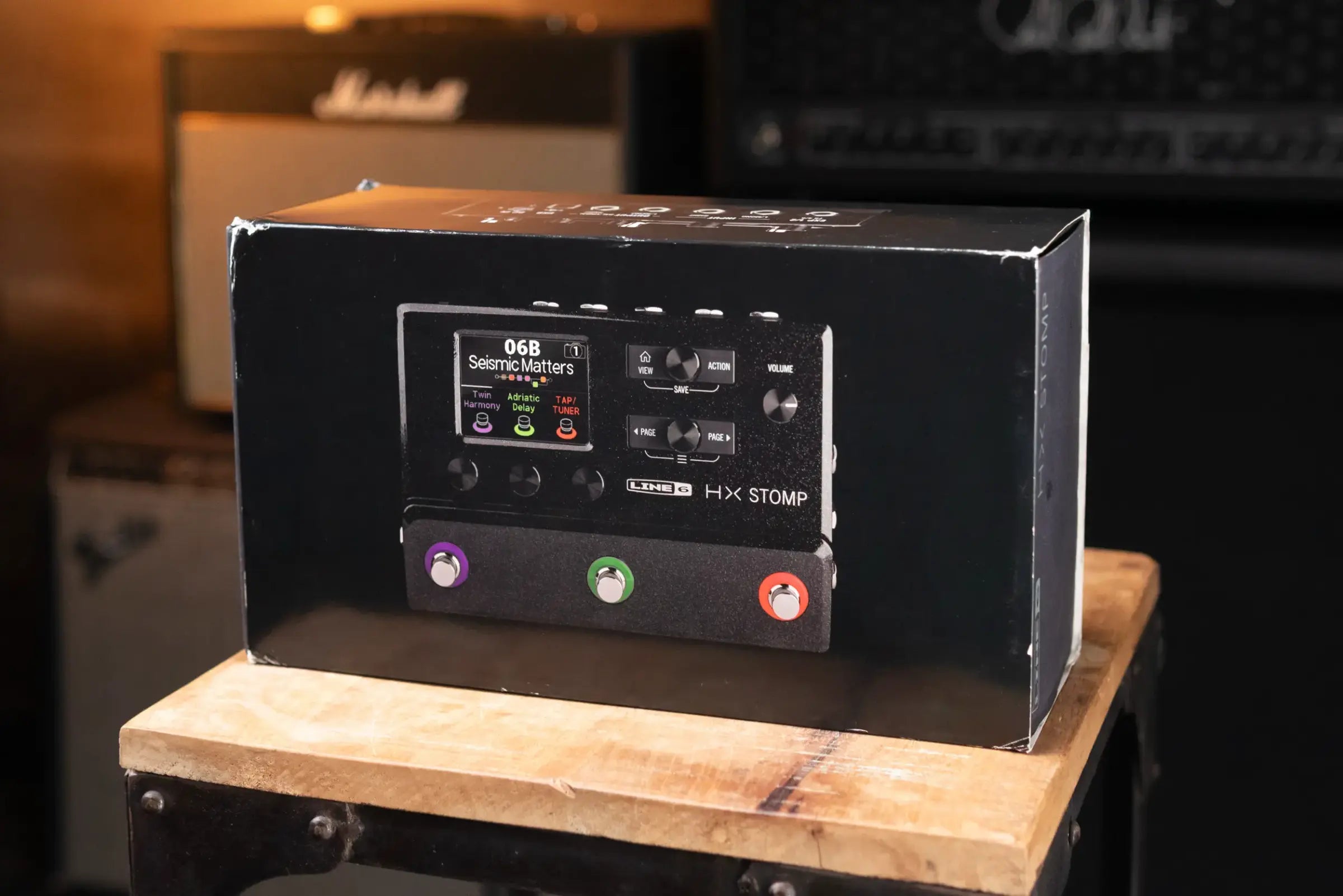 Line 6 HX Stomp Multi-Effects Pedal with Power Supply - Used