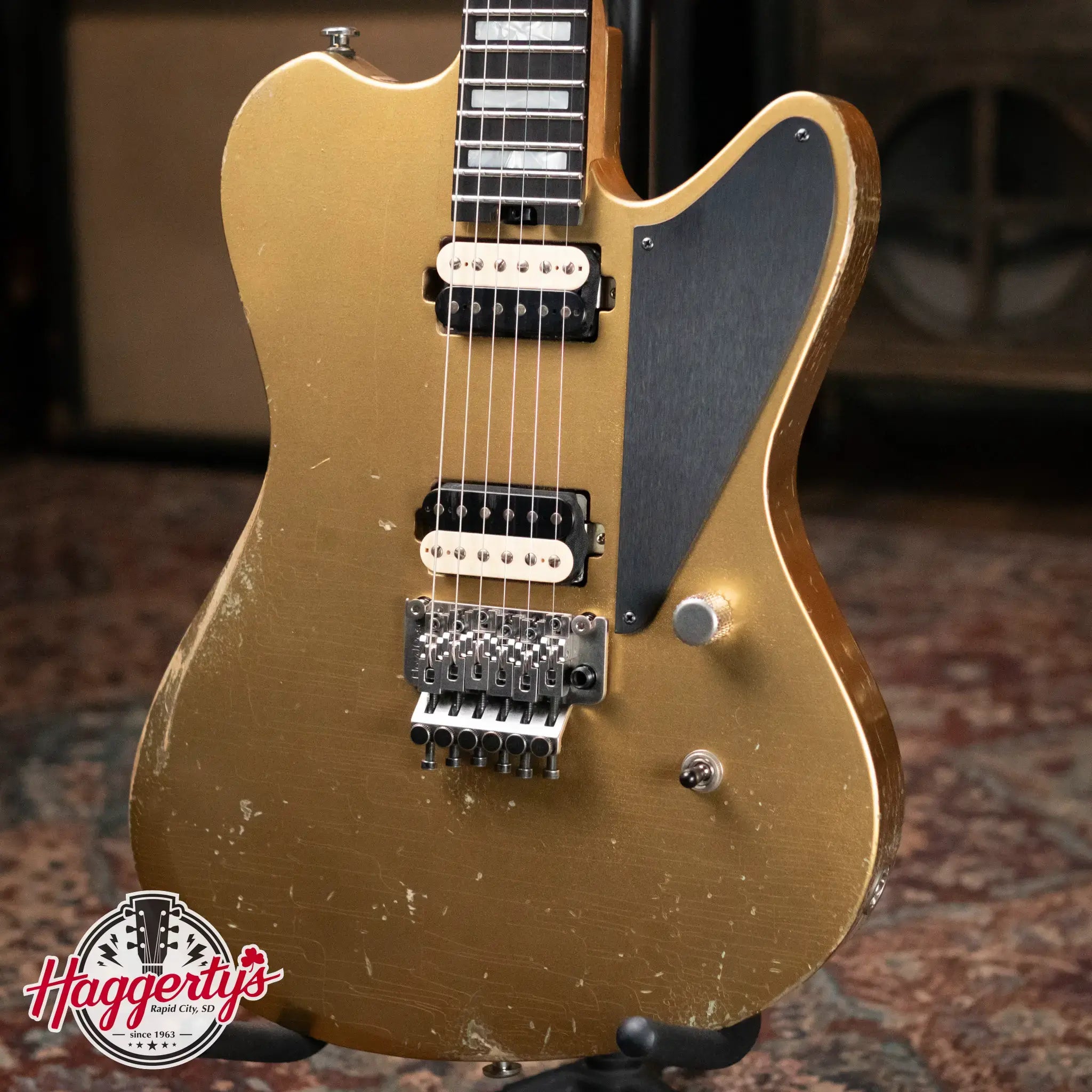 Luxxtone Calavera - Gold with Hardshell Case