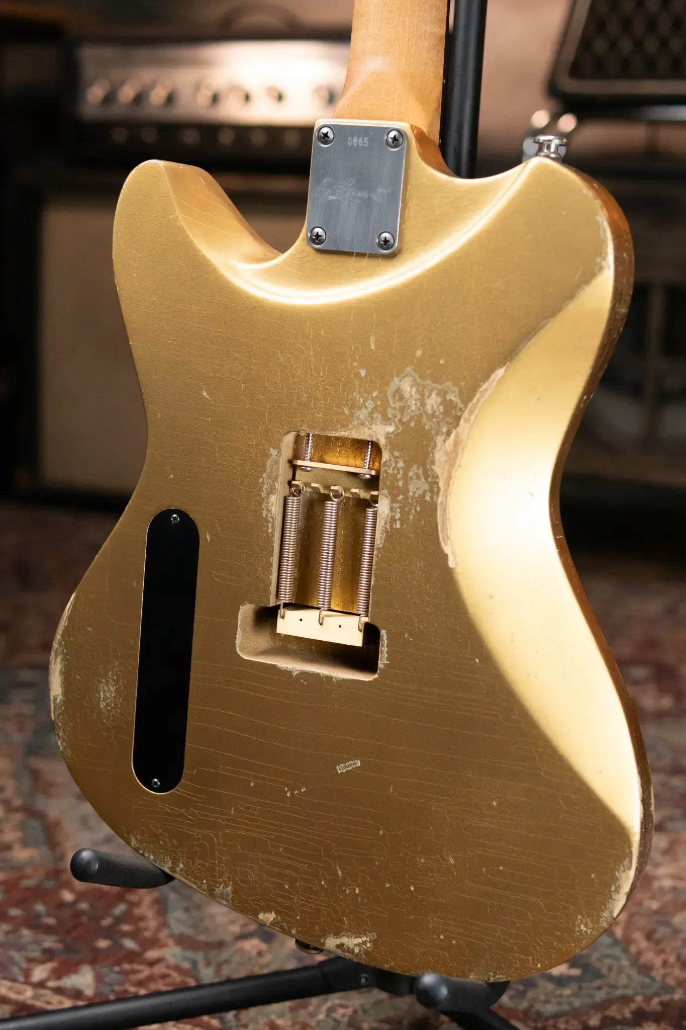 Luxxtone Calavera - Gold with Hardshell Case
