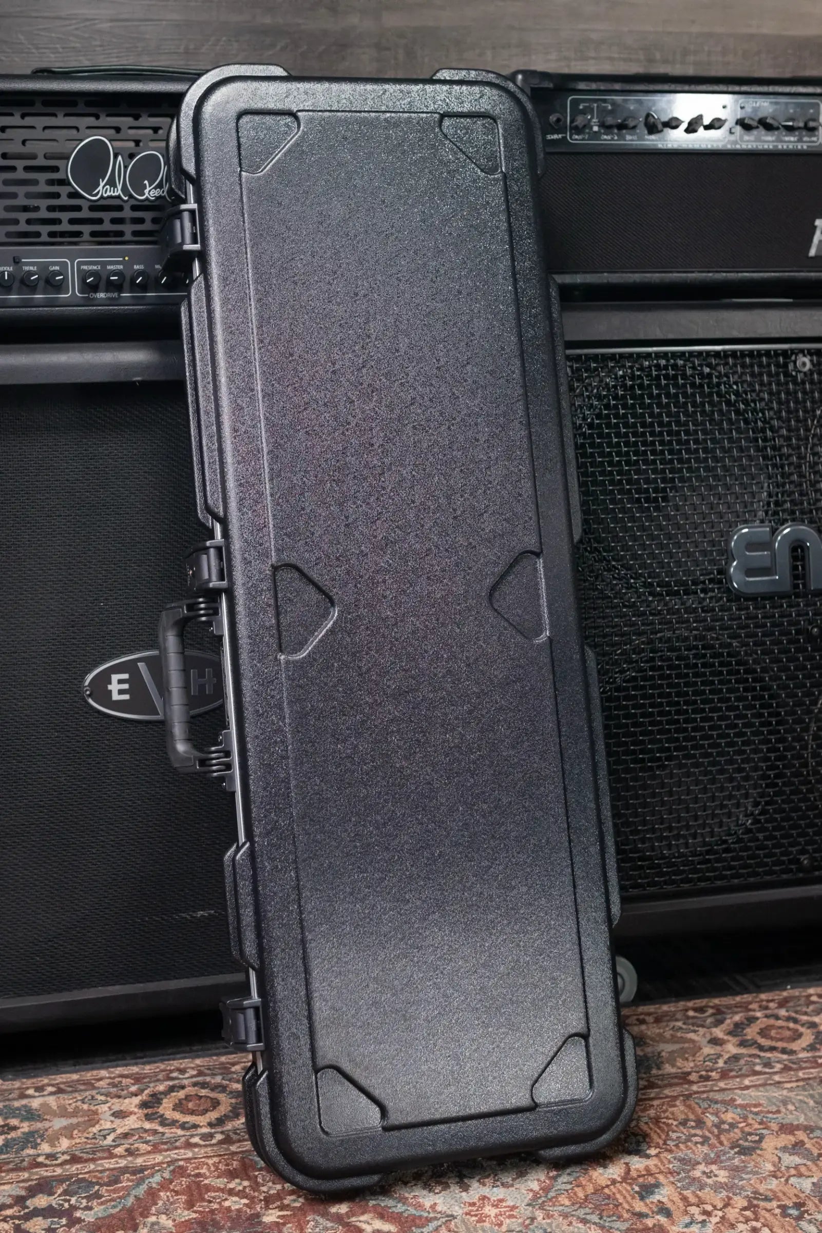 Luxxtone Choppa S HSS Electric Guitar - Gold Sparkle over 3-Tone Sunburst with Hardshell Case