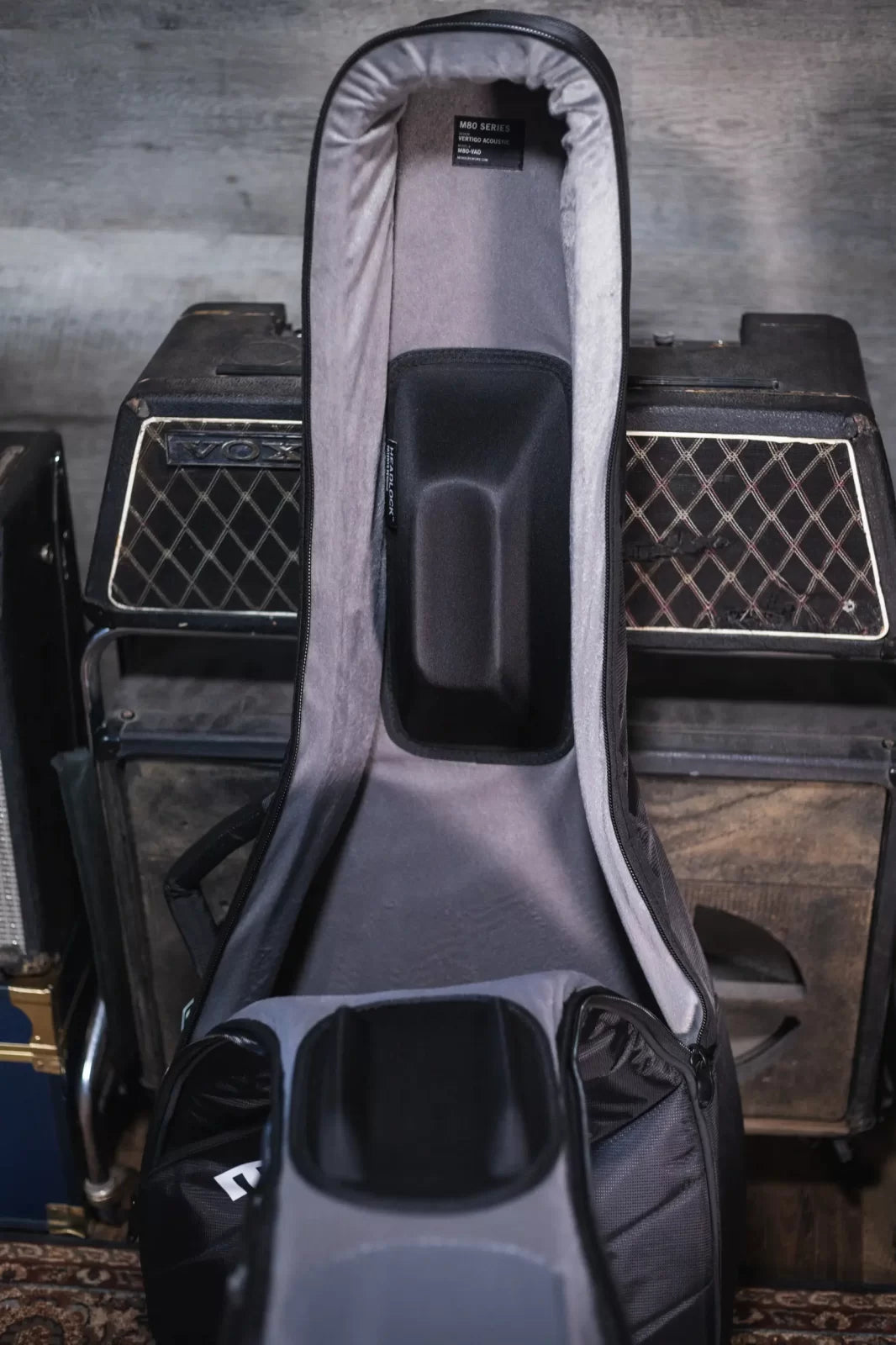 MONO Vertigo Acoustic Guitar Case Black