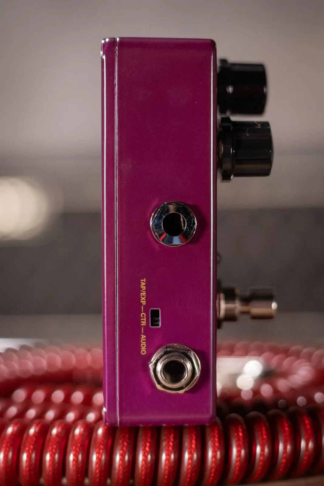 MXR M305 Tremolo Guitar Effects Pedal