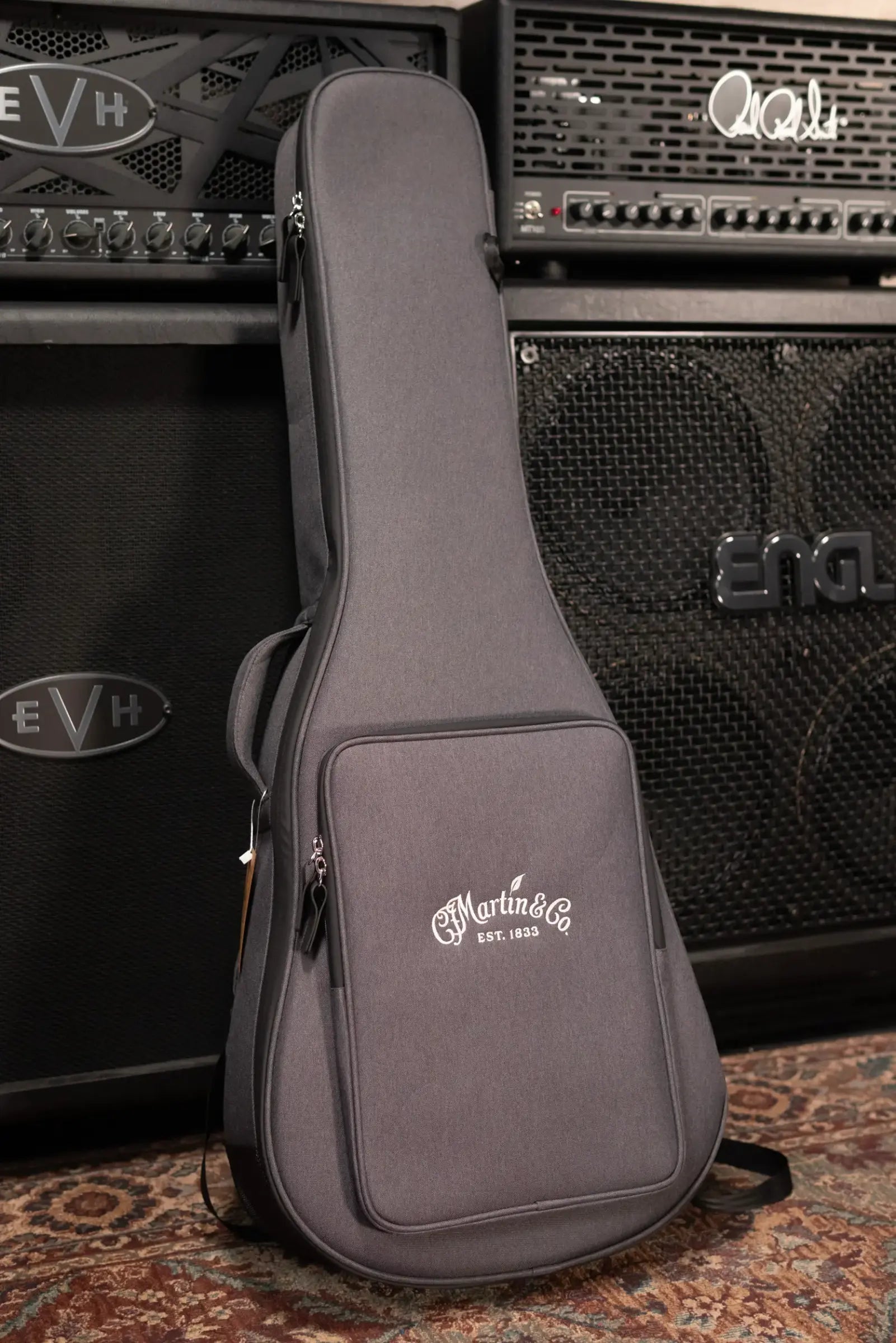 Martin 000C Jr-E Acoustic/Electric Guitar with Gig Bag