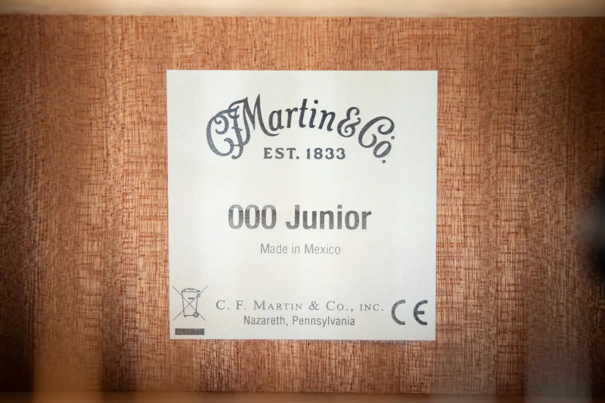 Martin 000C Jr-E Acoustic/Electric Guitar with Gig Bag