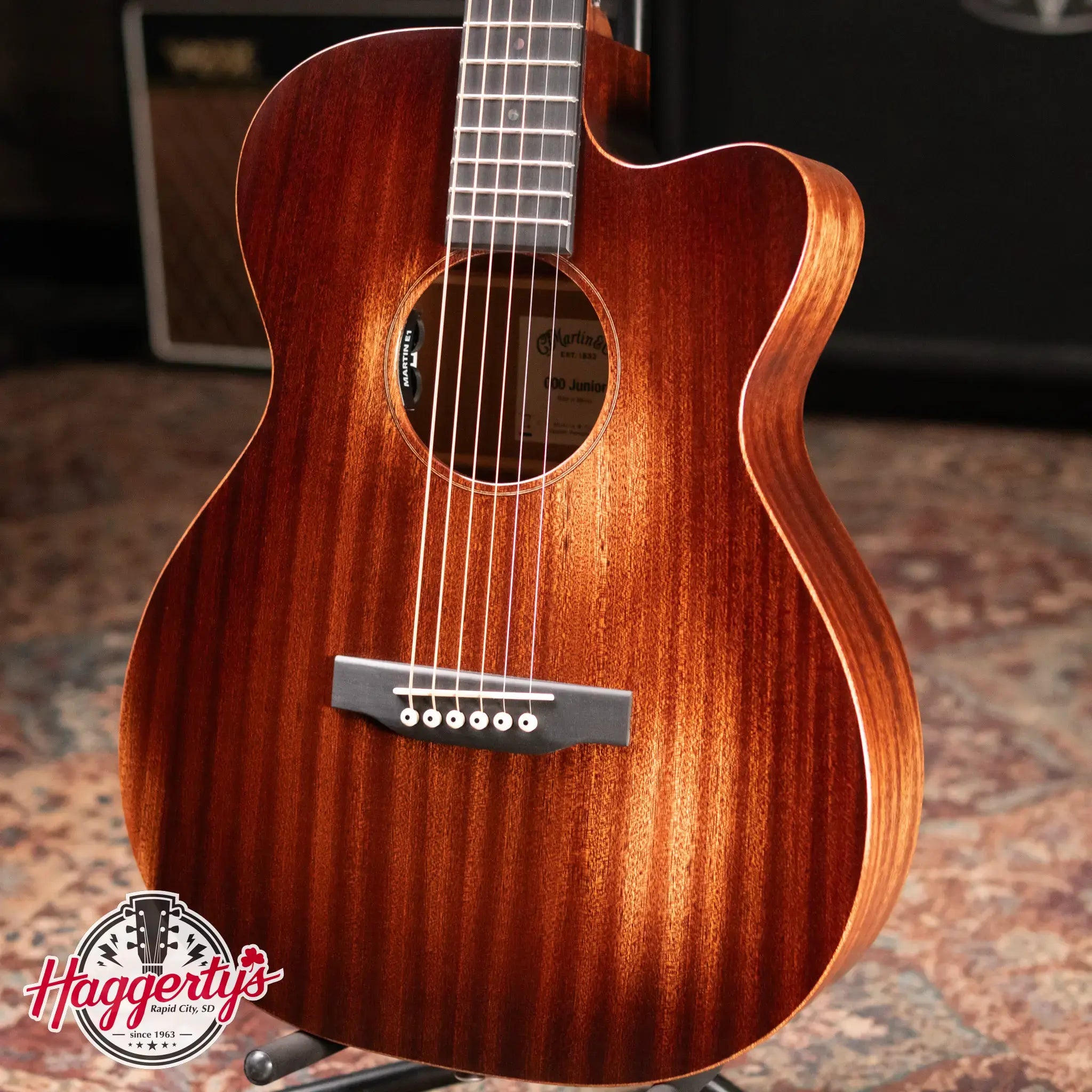 Martin 000C Jr-E Street Master Acoustic/Electric Guitar with Gig Bag
