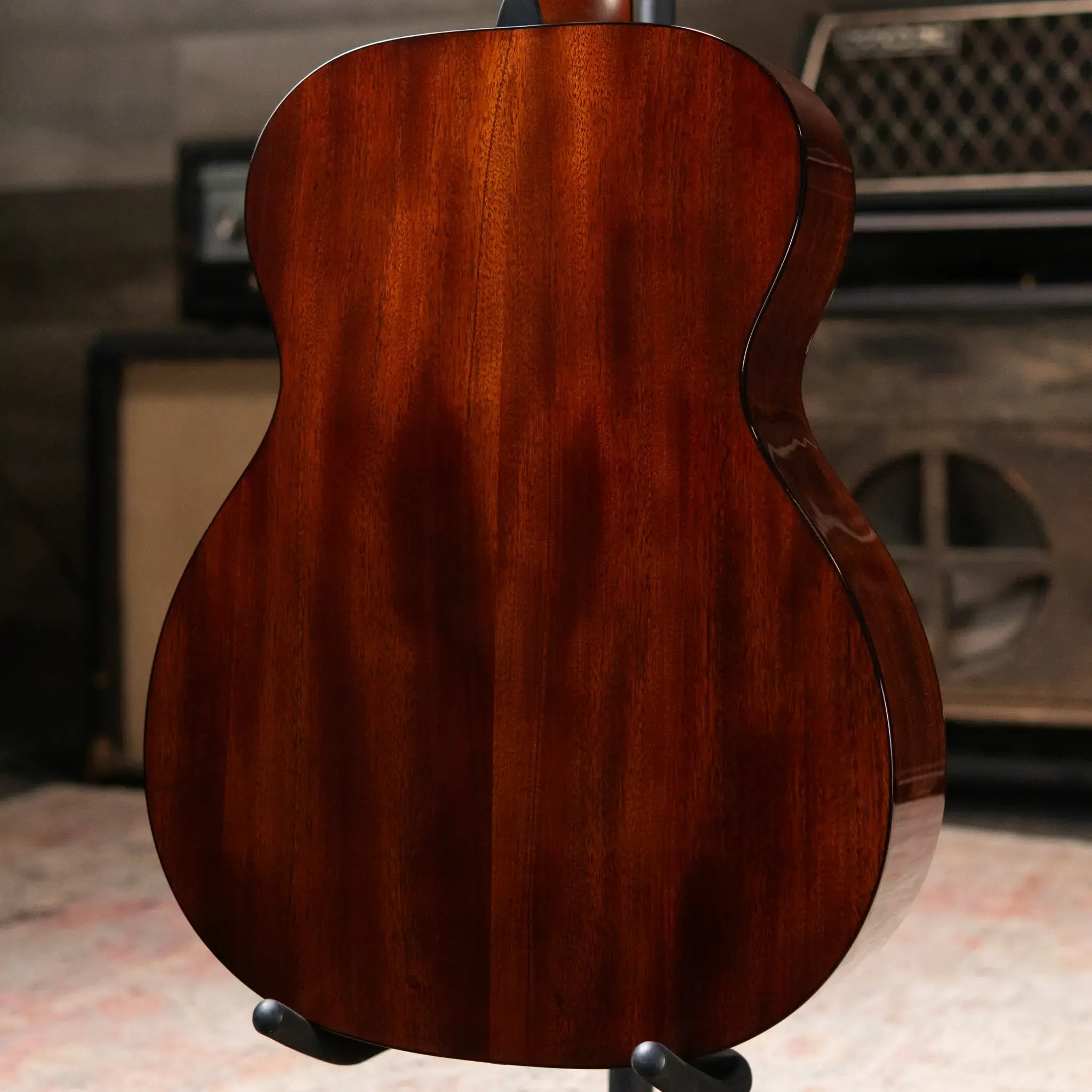 Martin 000E Retro Plus Acoustic/Electric Guitar with Gig Bag