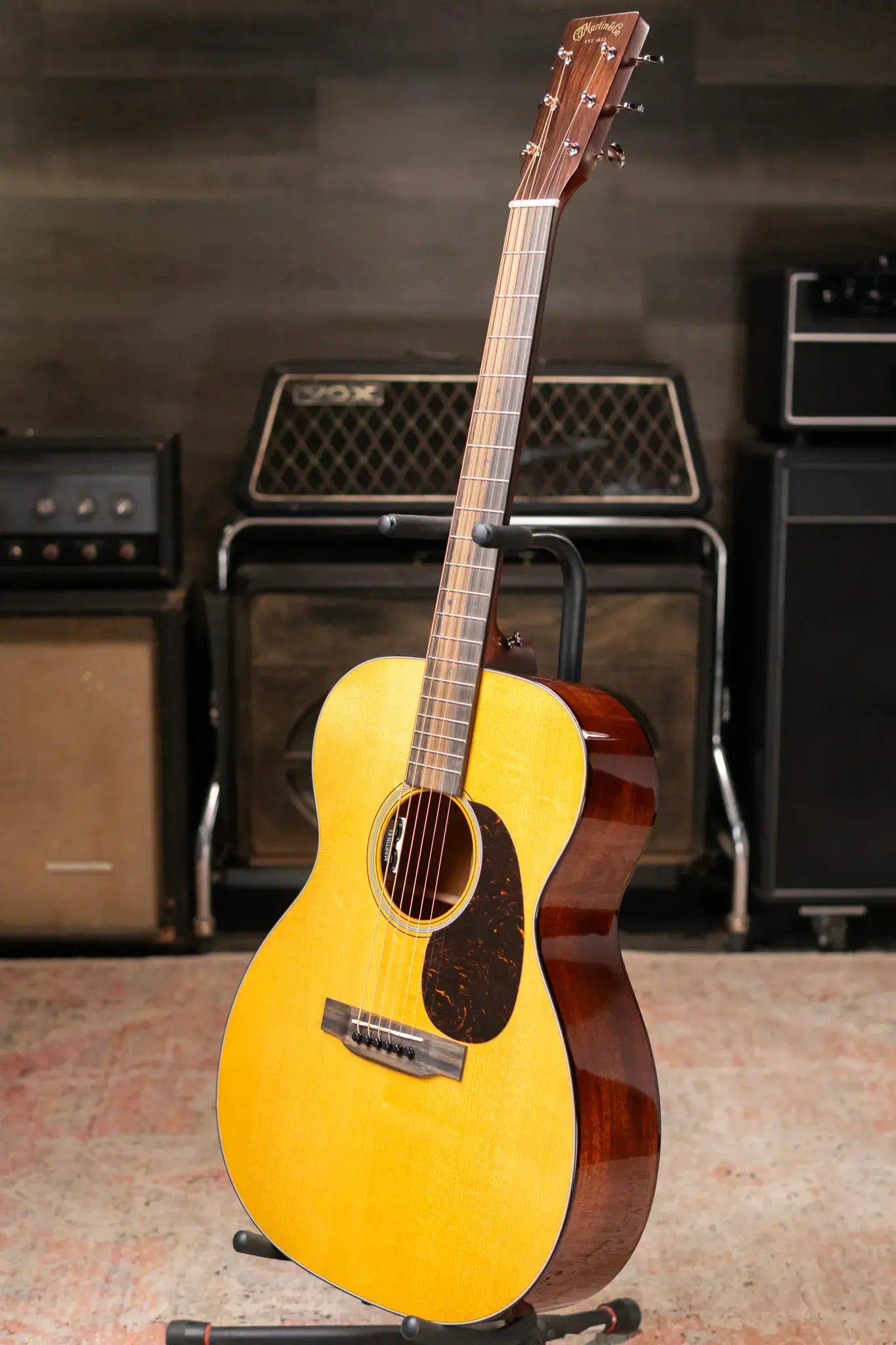 Martin 000E Retro Plus Acoustic/Electric Guitar with Gig Bag
