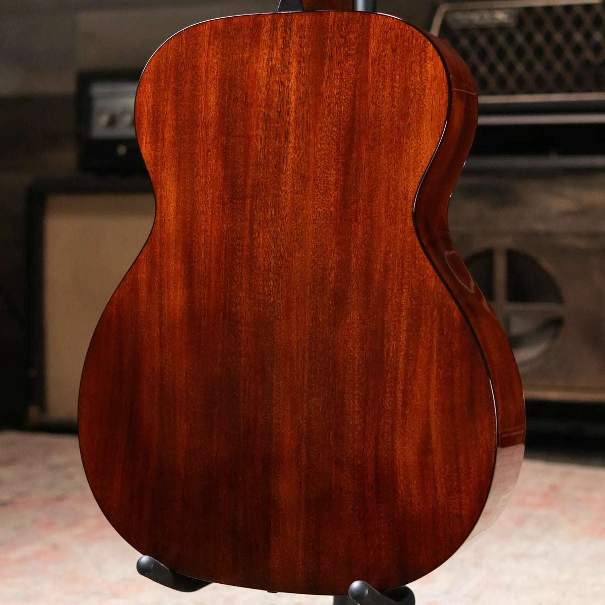 Martin 000E Retro Plus Acoustic/Electric Guitar with Gig Bag
