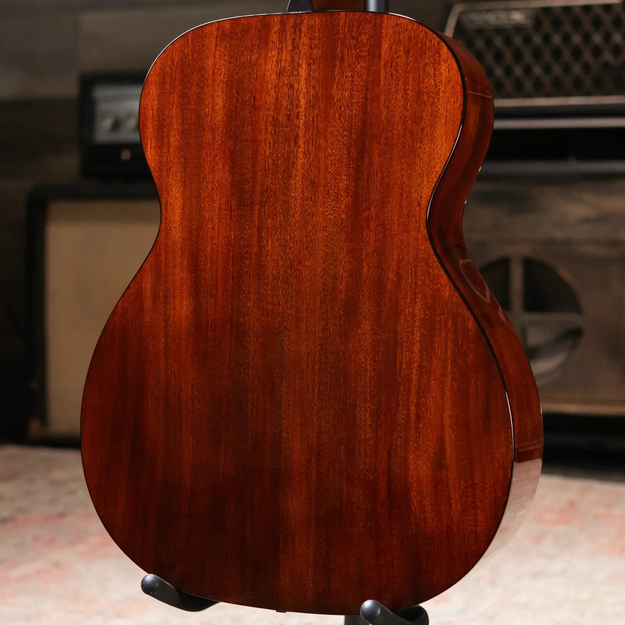 Martin 000E Retro Plus Acoustic/Electric Guitar with Gig Bag