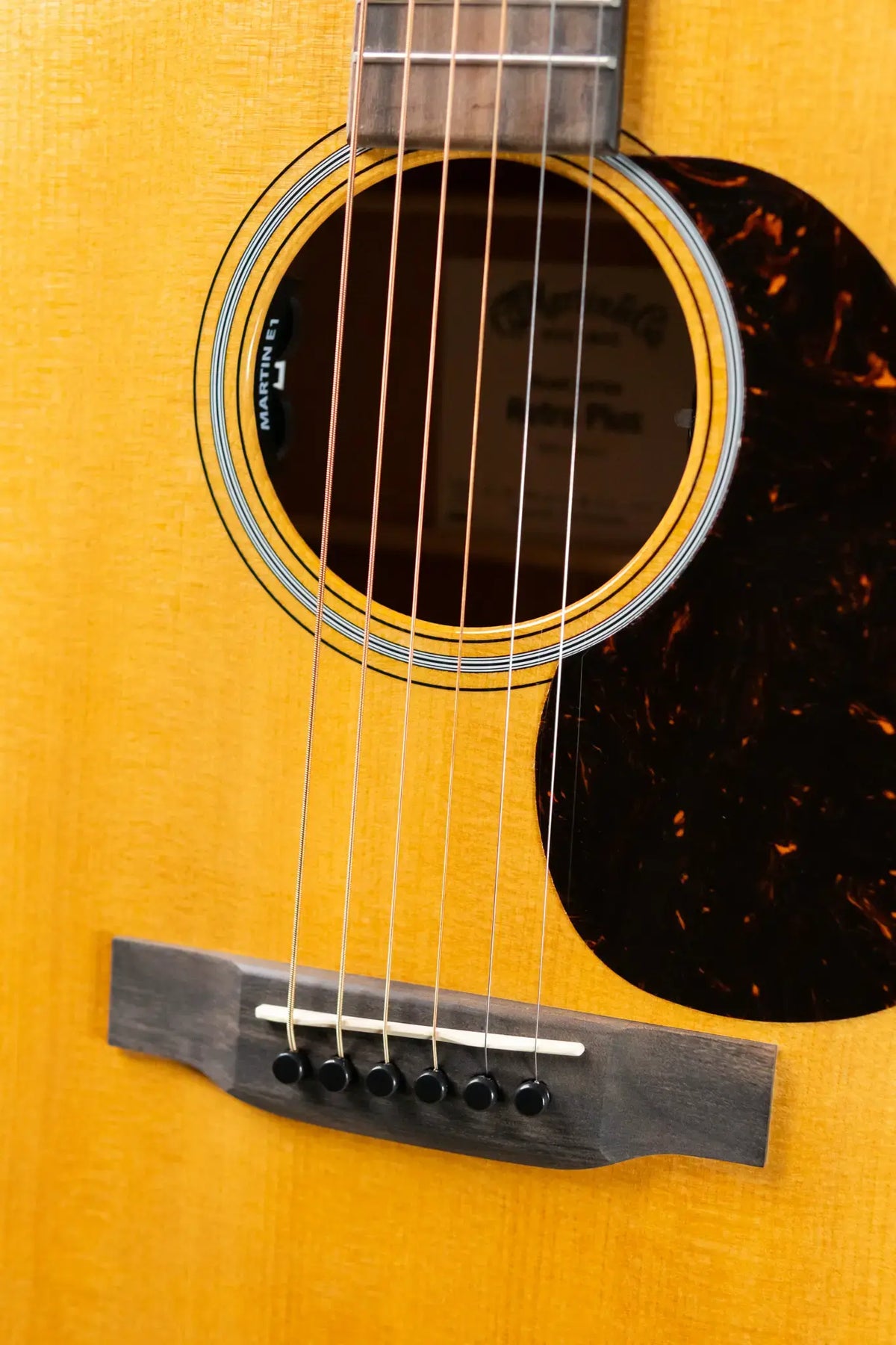 Martin 000E Retro Plus Mahogany Acoustic/Electric Guitar with Gig Bag - Demo