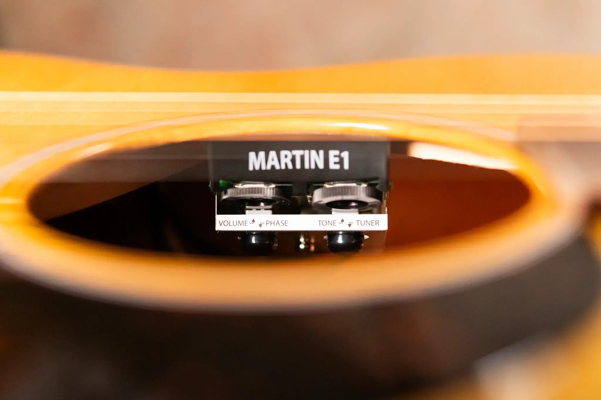 Martin 000E Retro Plus Mahogany Acoustic/Electric Guitar with Gig Bag