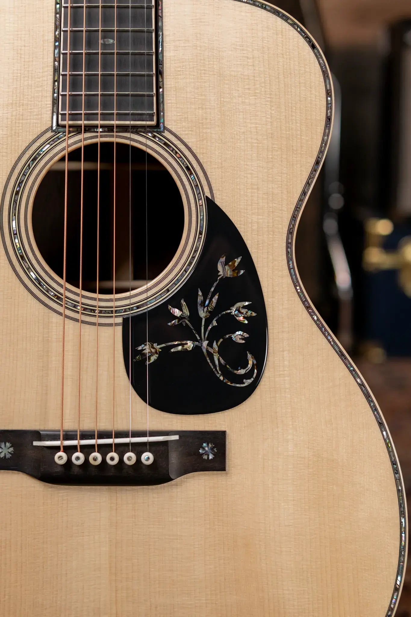 Martin 000-14F Acoustic - Wild Grain East Indian Rosewood with Hardshell Case