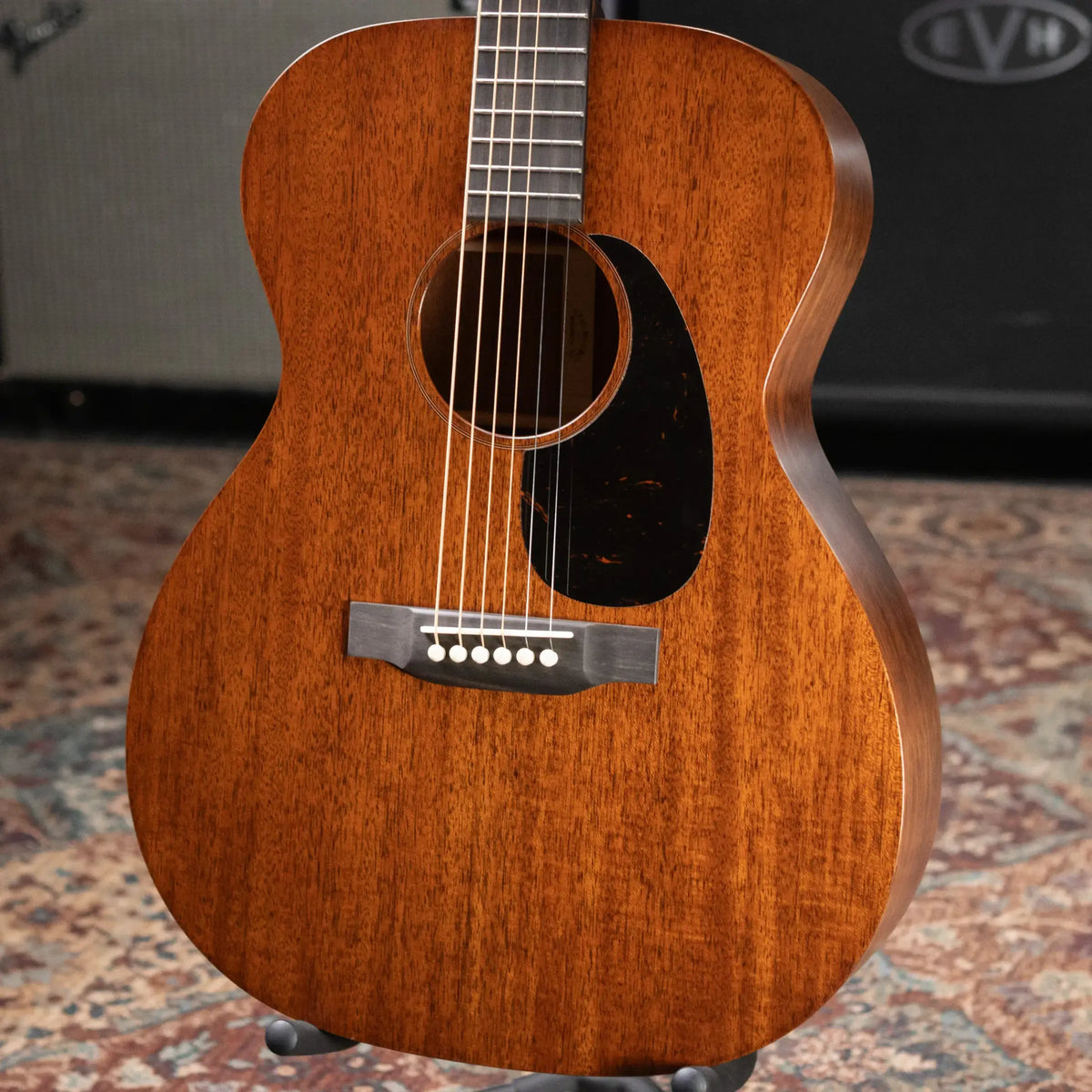 Martin 000-17 Standard Series Acoustic Guitar - Dark Mahogany with Hardshell Case