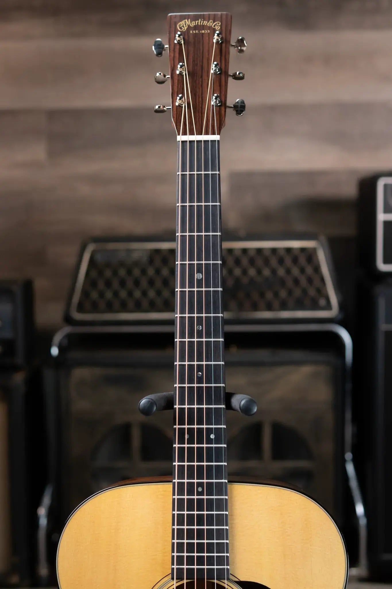 Martin 000-18 Acoustic Guitar with Hardshell Case