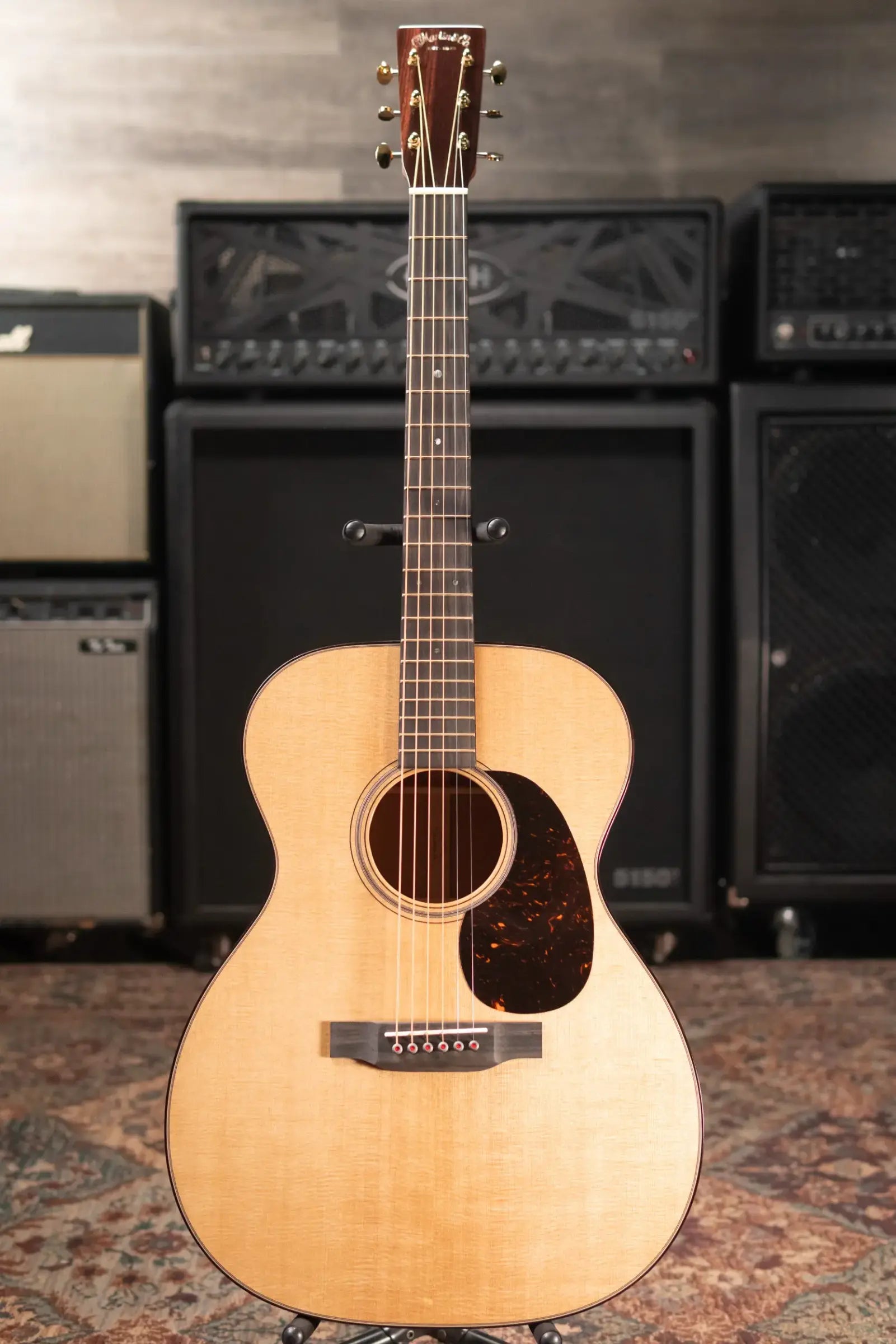 Martin 000-18 Modern Deluxe Acoustic Guitar with Hardshell Case