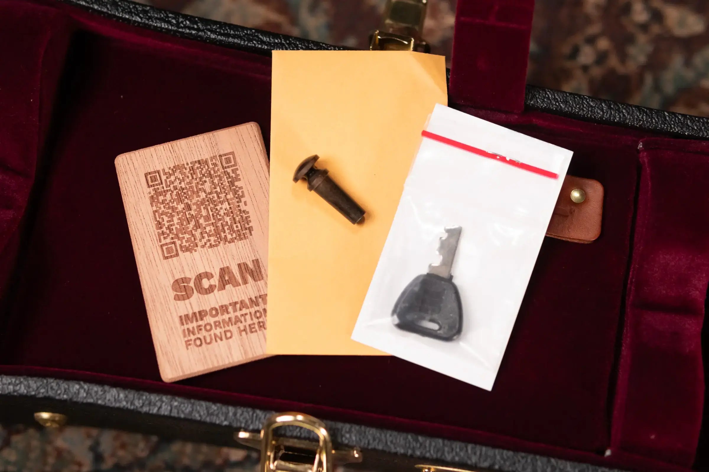 Martin 000-18 Modern Deluxe Acoustic Guitar with Hardshell Case