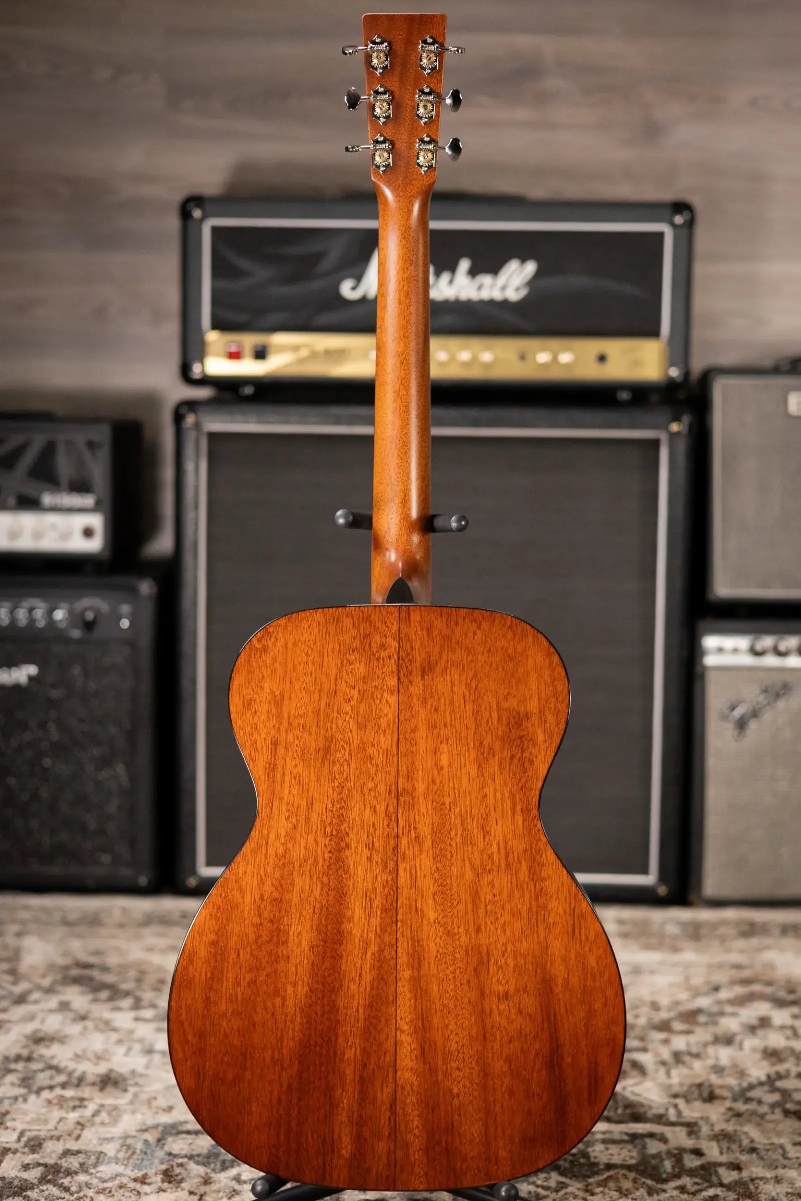 Martin 000-18 Standard Acoustic Guitar - Natural with Hardshell Case