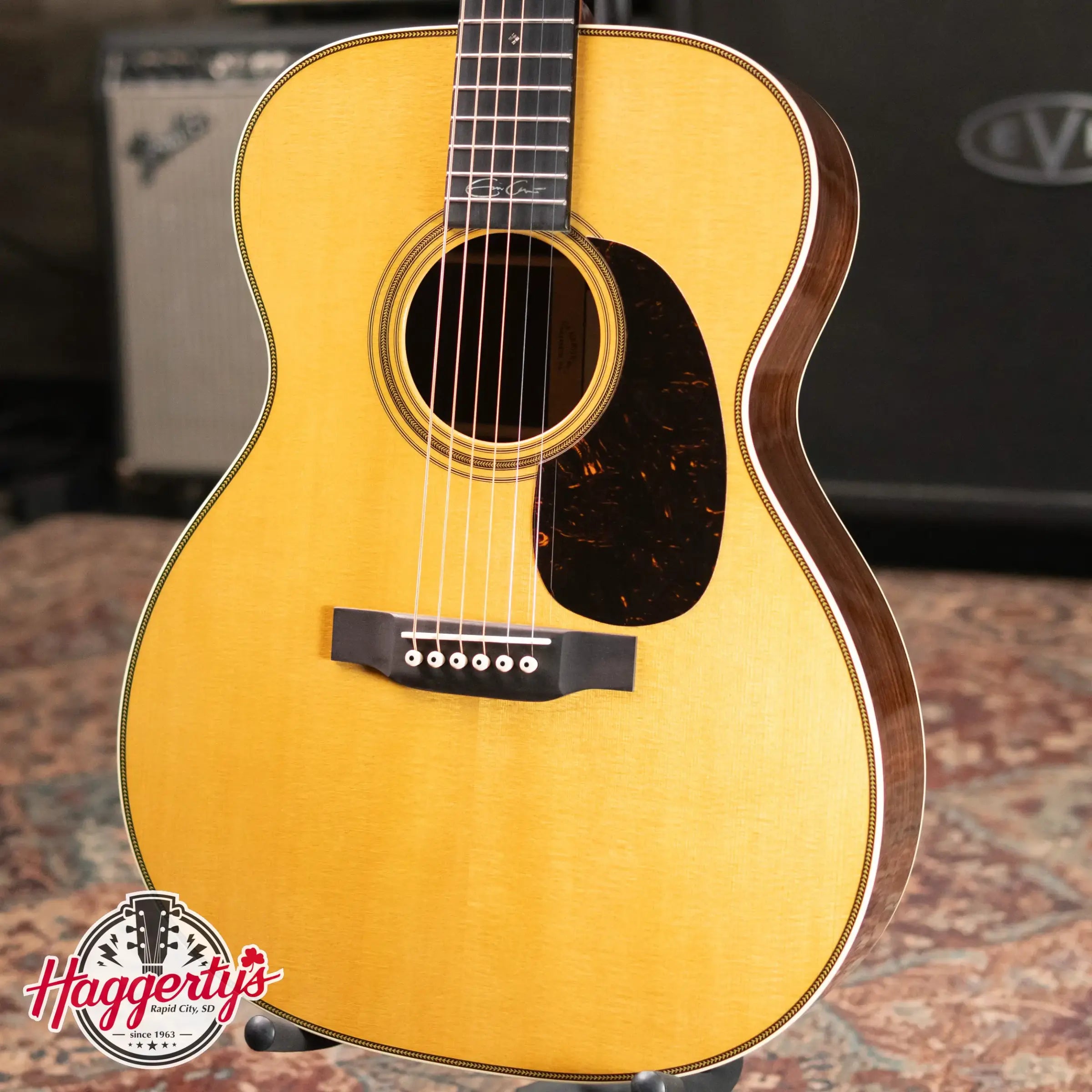 Martin 000-28EC Eric Clapton Signature Acoustic/Electric Guitar - Natural with Hardshell Case