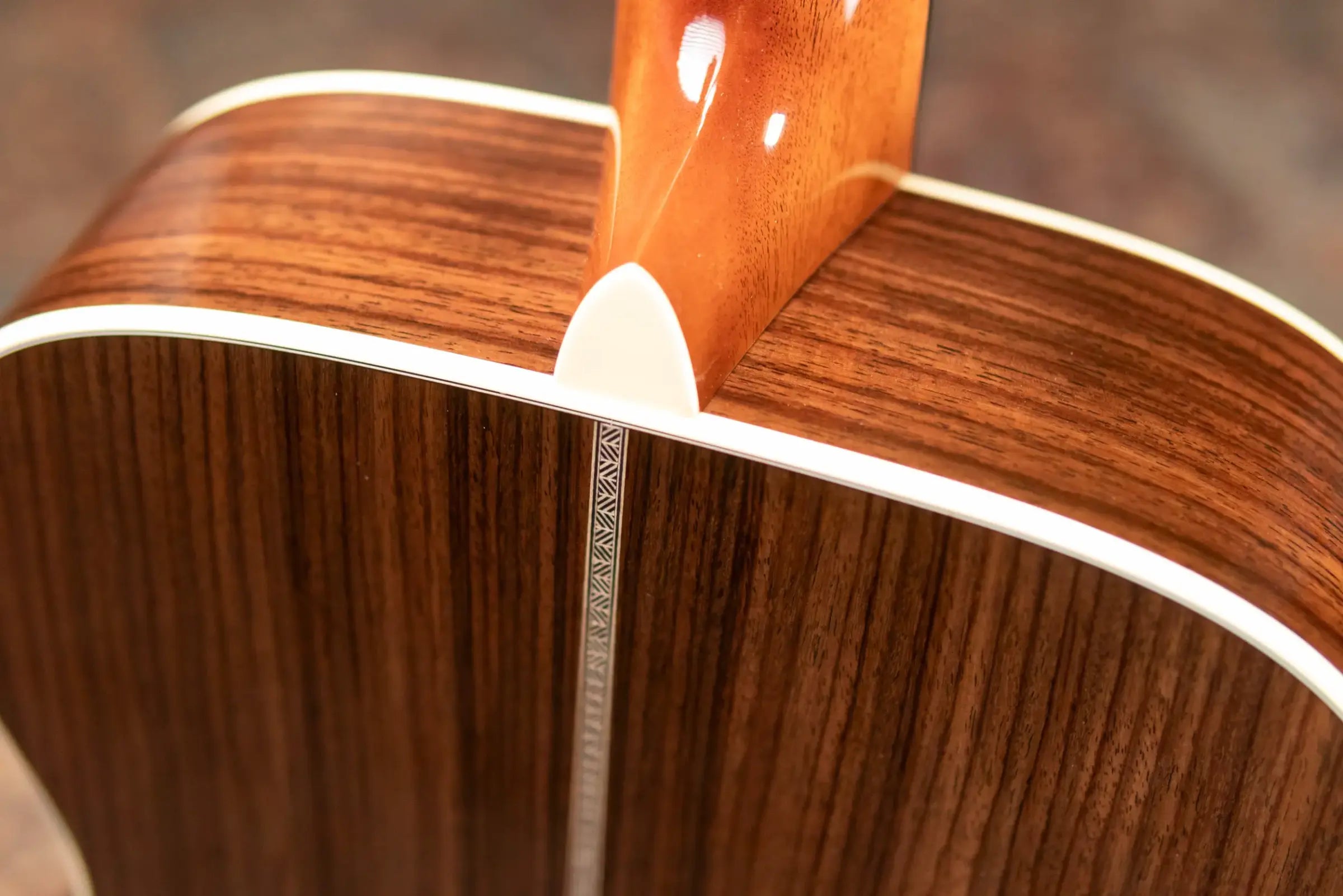 Martin 000-28EC Eric Clapton Signature Acoustic/Electric Guitar - Natural with Hardshell Case