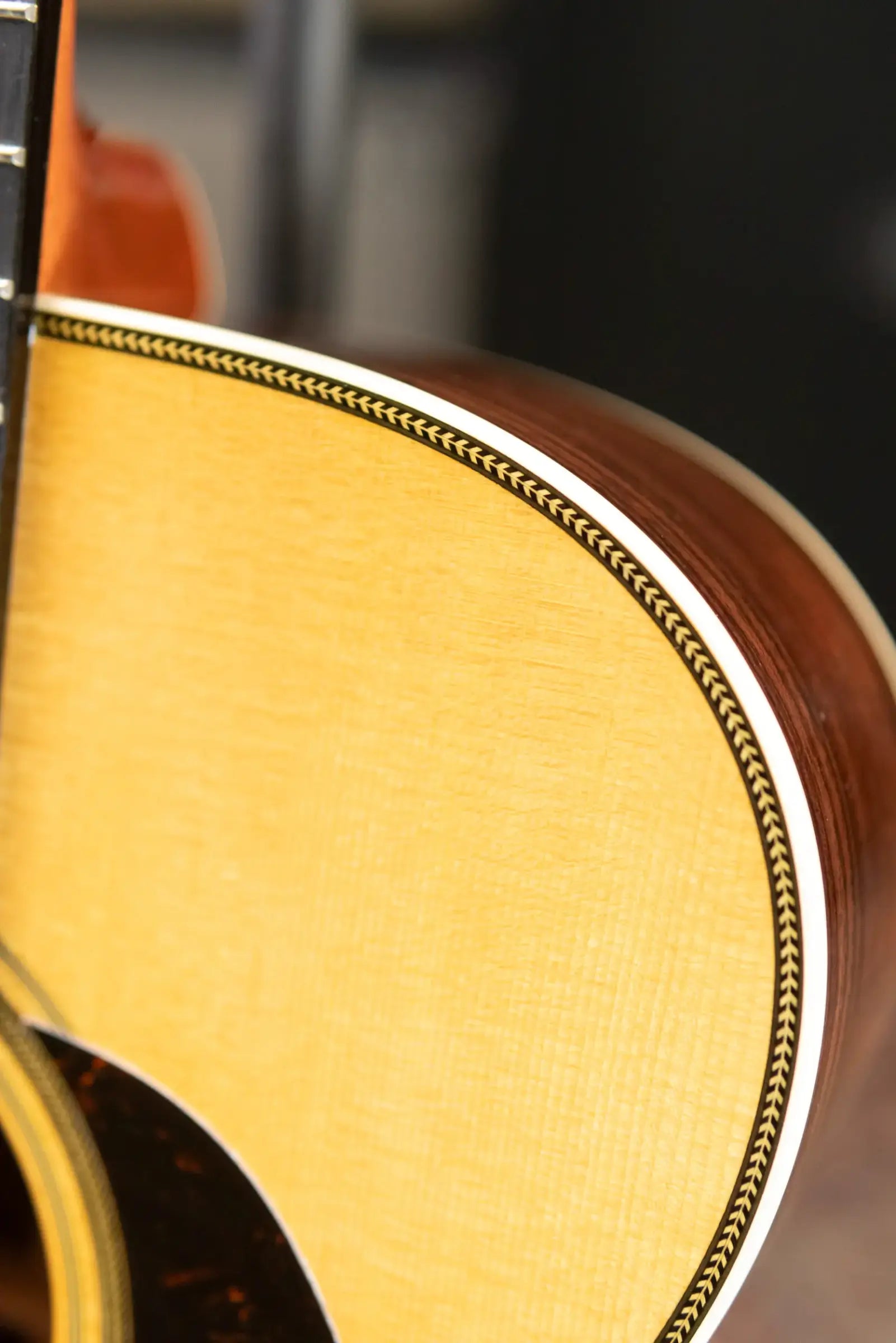 Martin 000-28EC Eric Clapton Signature Acoustic/Electric Guitar - Natural with Hardshell Case