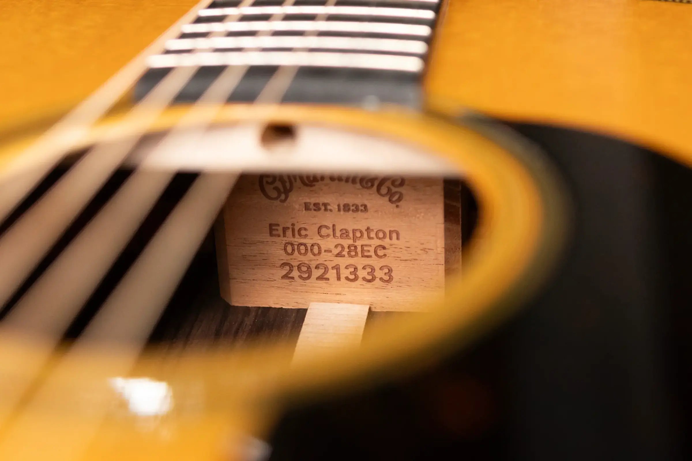Martin 000-28EC Eric Clapton Signature Acoustic Guitar - Natural with Hardshell Case