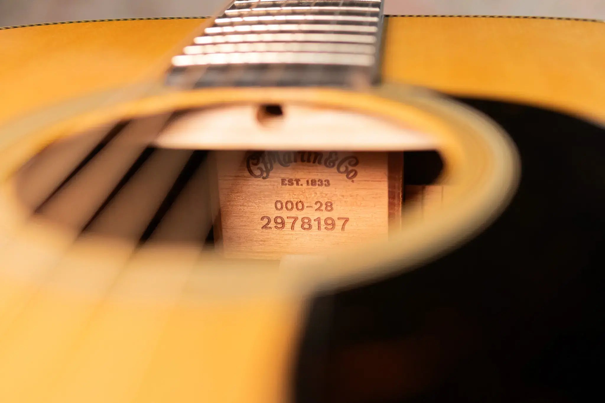 Martin 000-28 Acoustic Guitar with Hardshell Case