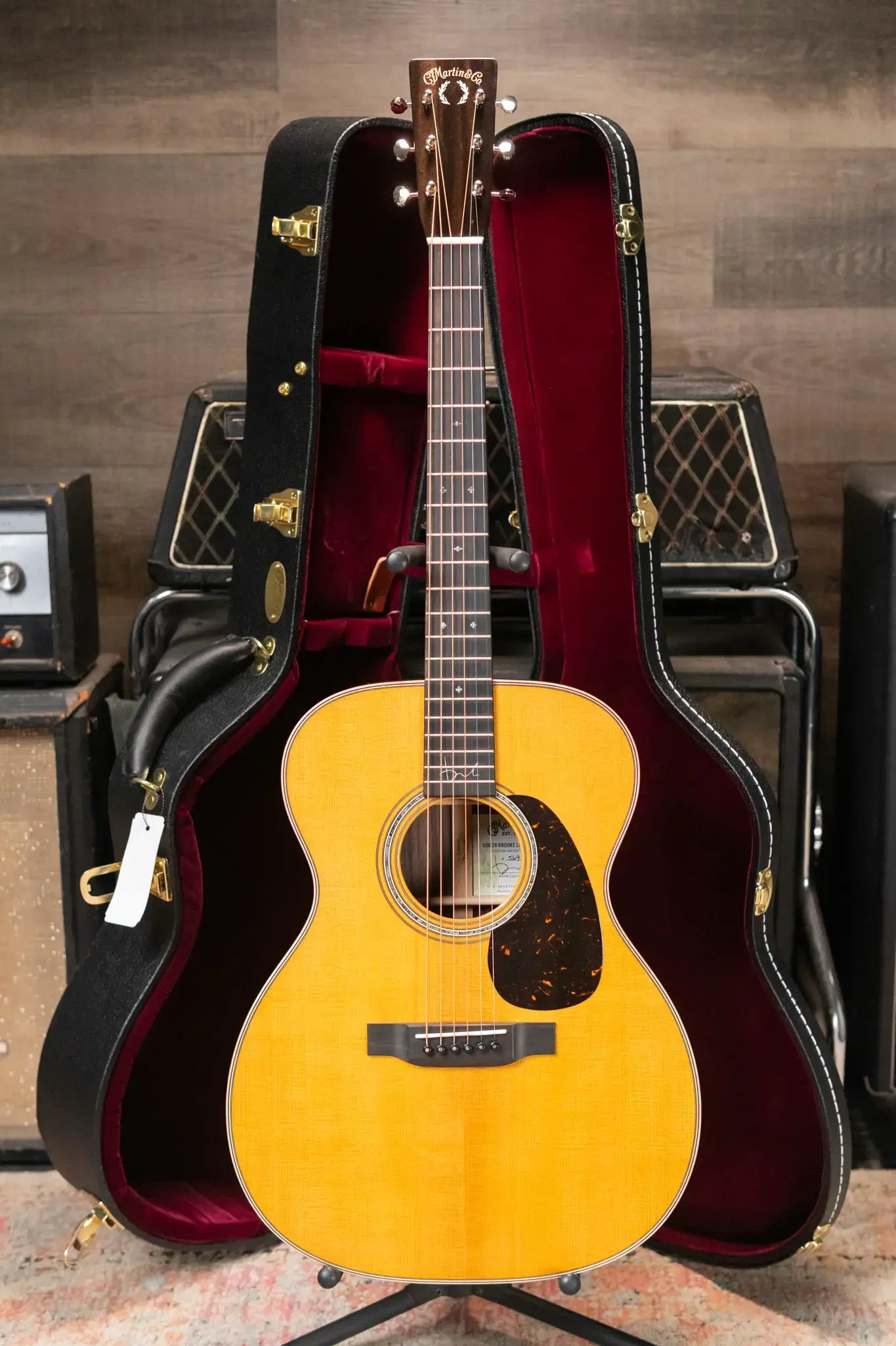 Martin 000-28 Brooke Ligertwood Signature Acoustic Guitar with Hardshell Case