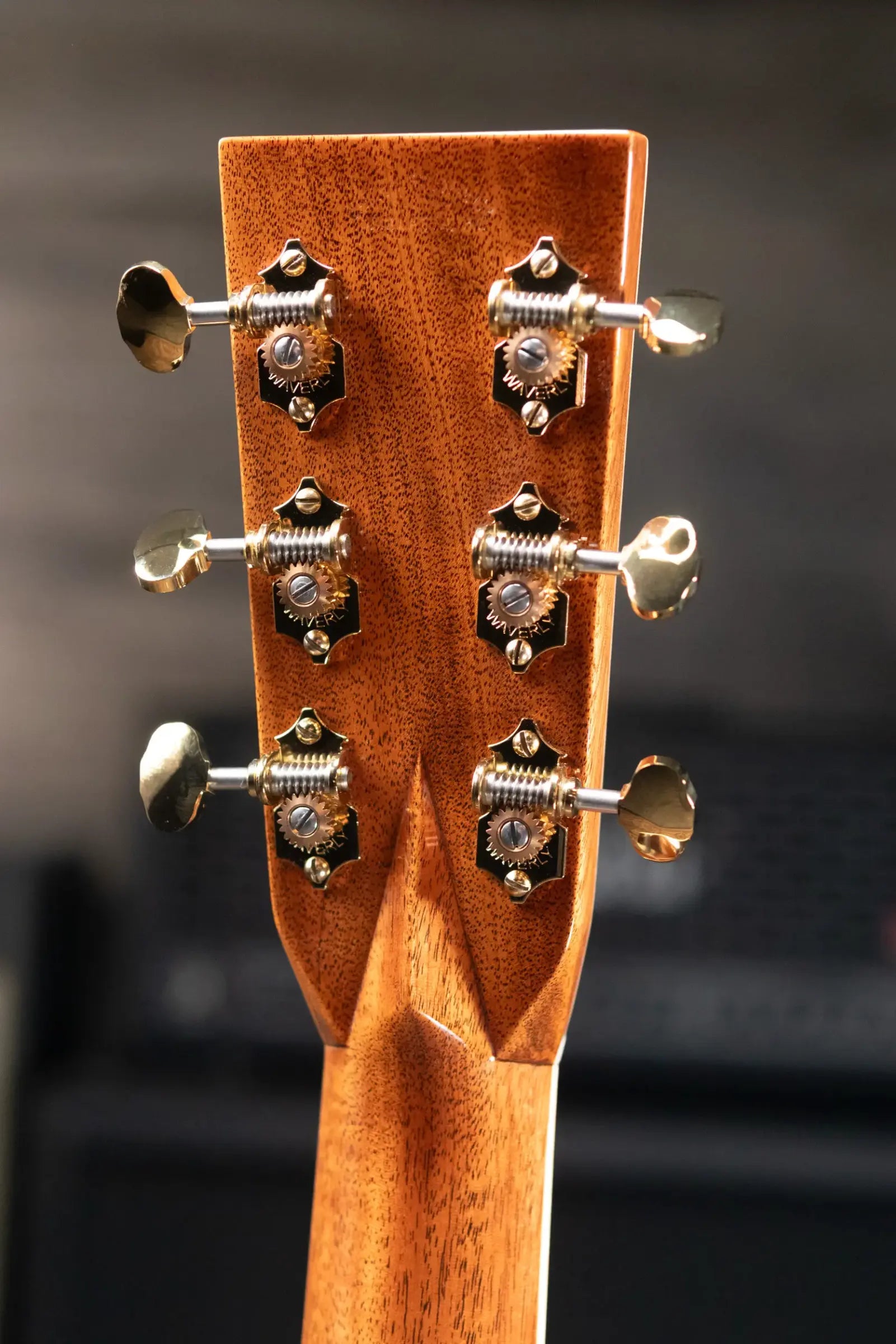 Martin 000-42 Modern Deluxe Acoustic Guitar - Natural with Hardshell Case