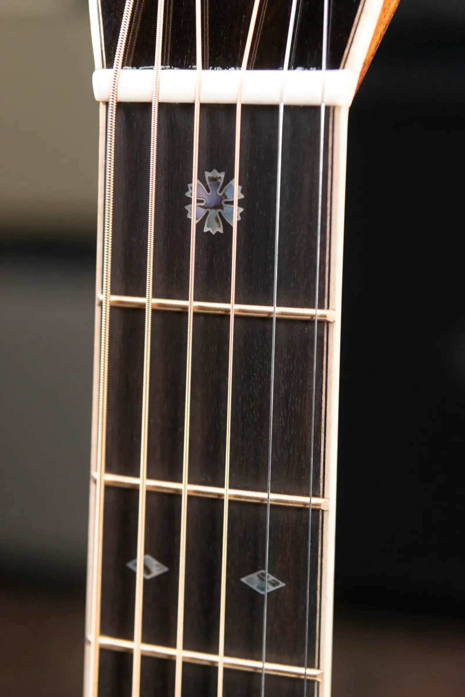 Martin 000-42 Modern Deluxe Acoustic Guitar - Natural with Hardshell Case