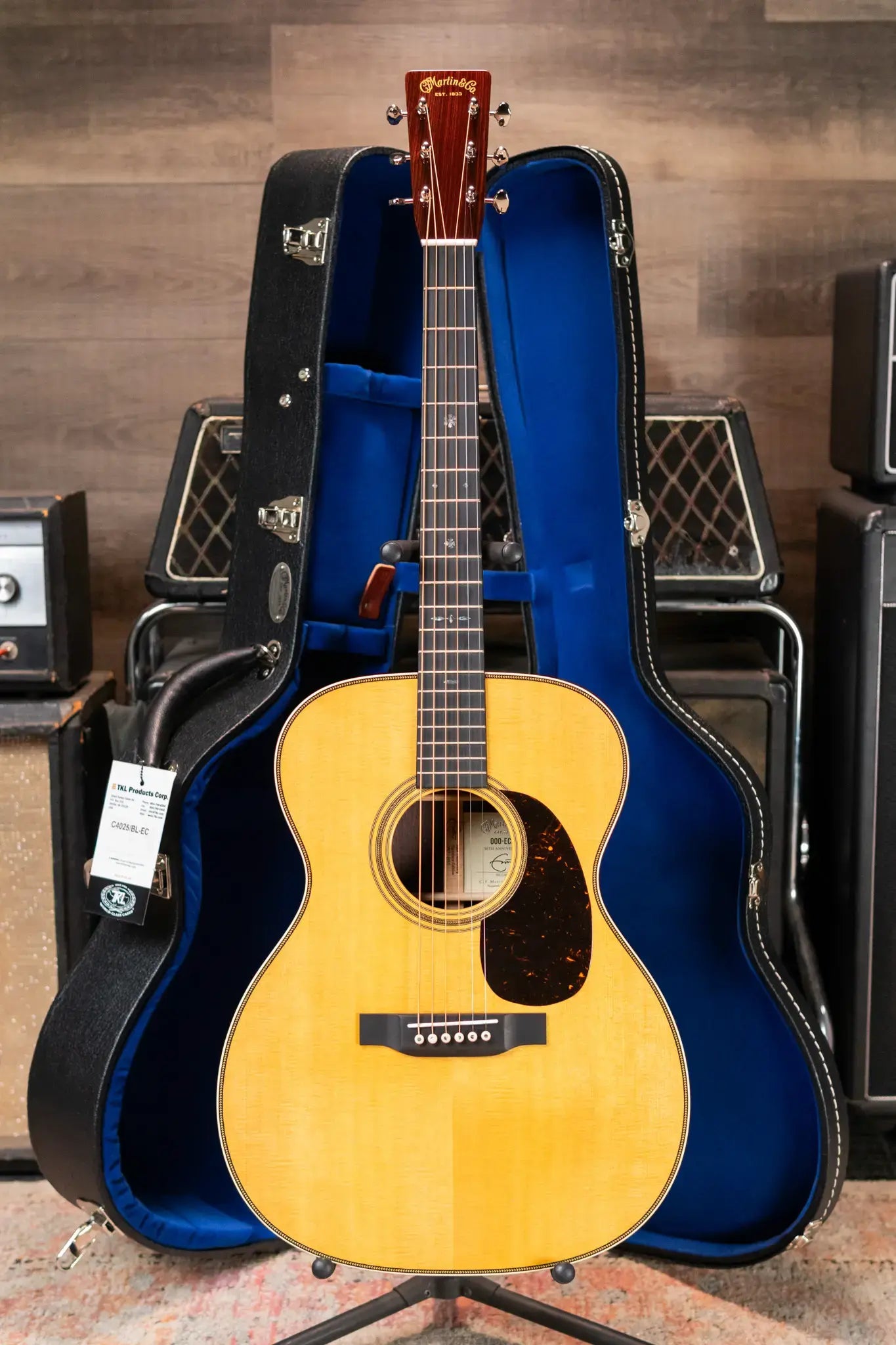 Martin 000-EC 30th Anniversary Eric Clapton Signature Acoustic Guitar with Hardshell Case