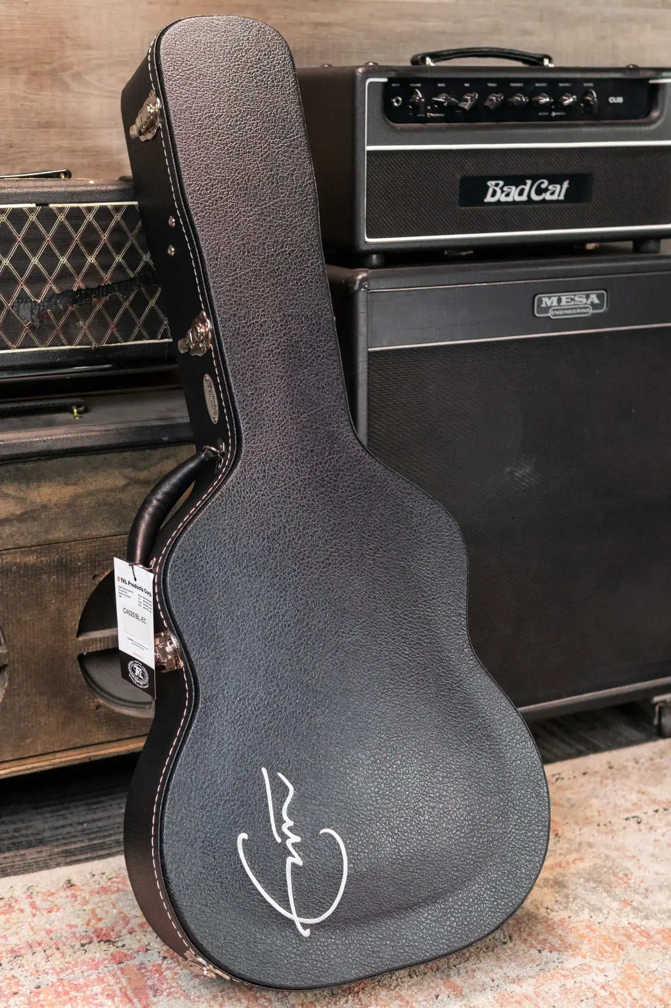 Martin 000-EC 30th Anniversary Eric Clapton Signature Acoustic Guitar with Hardshell Case