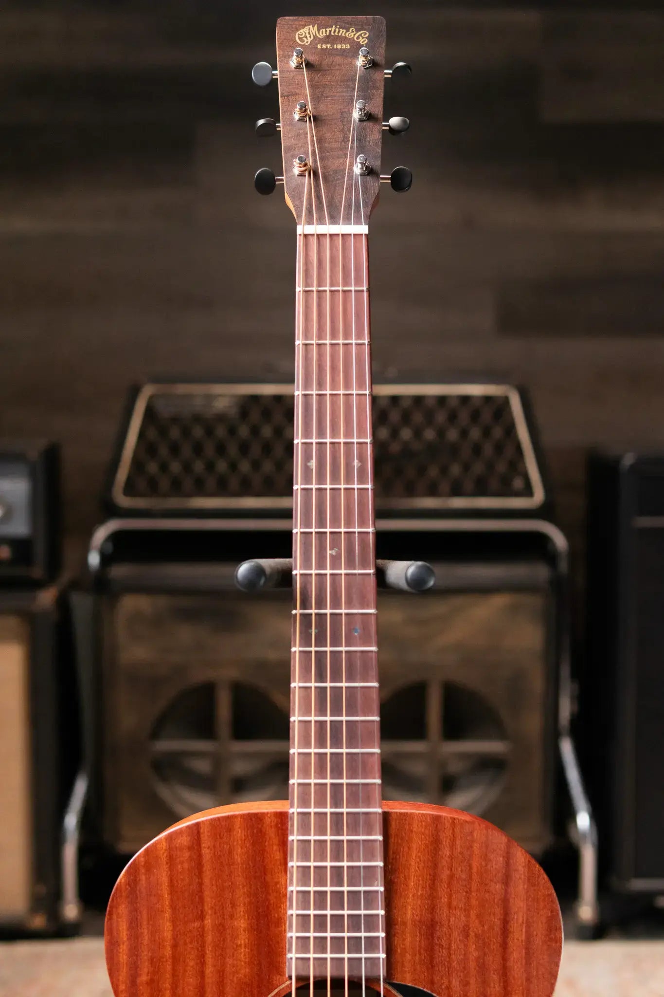 Martin 000 Jr-E Acoustic/Electric Guitar with Gig Bag