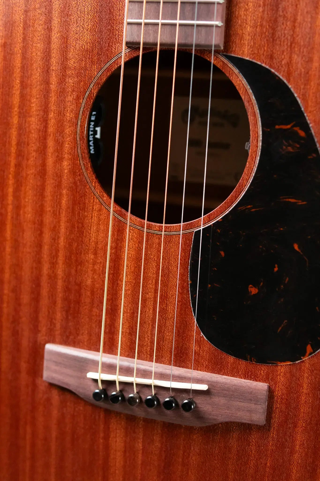 Martin 000 Jr-E Acoustic/Electric Guitar with Gig Bag