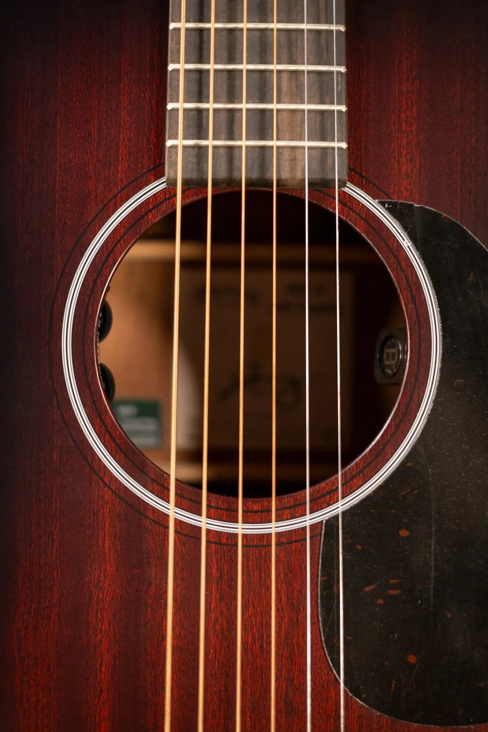 Martin 000 Jr E Jeff Tweedy Acoustic Electric Guitar - Dark Mahogany with Gig Bag