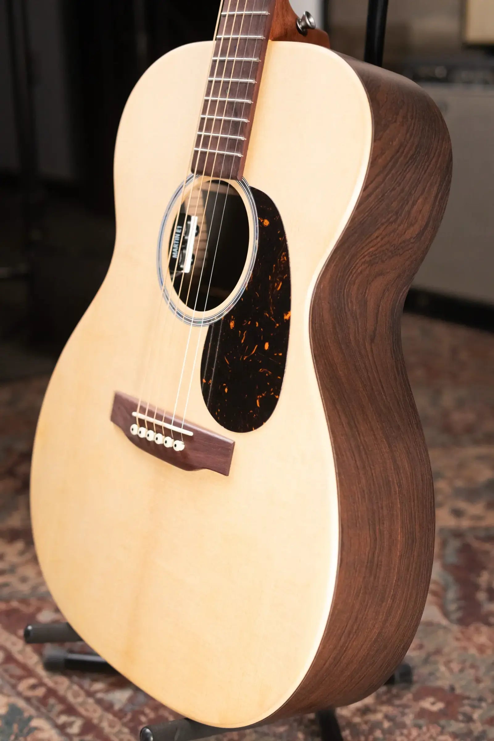 Martin 000-X2E Acoustic/Electric Guitar - Brazilian Rosewood with Gig Bag