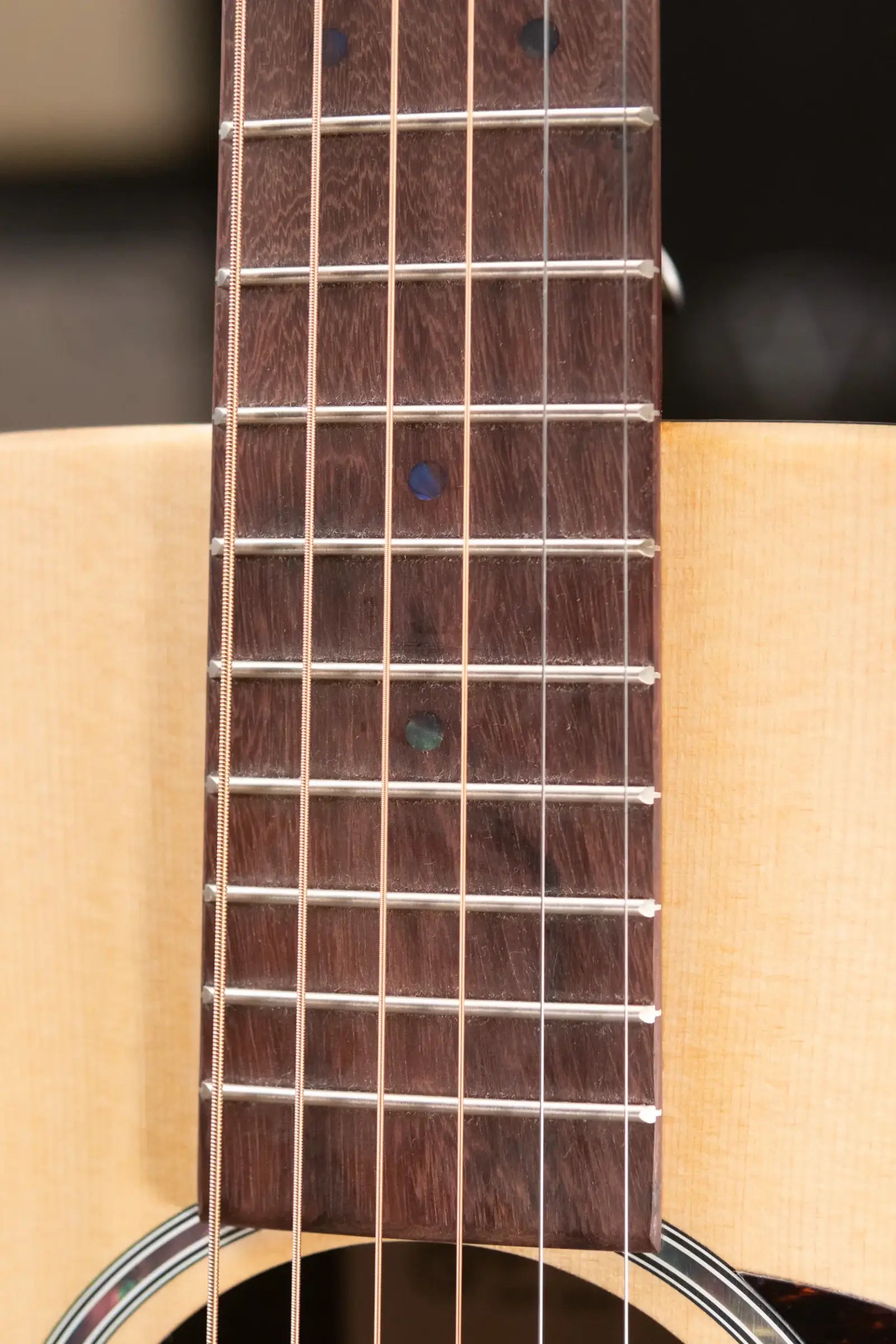 Martin 000-X2E Acoustic/Electric Guitar - Brazilian Rosewood with Gig Bag